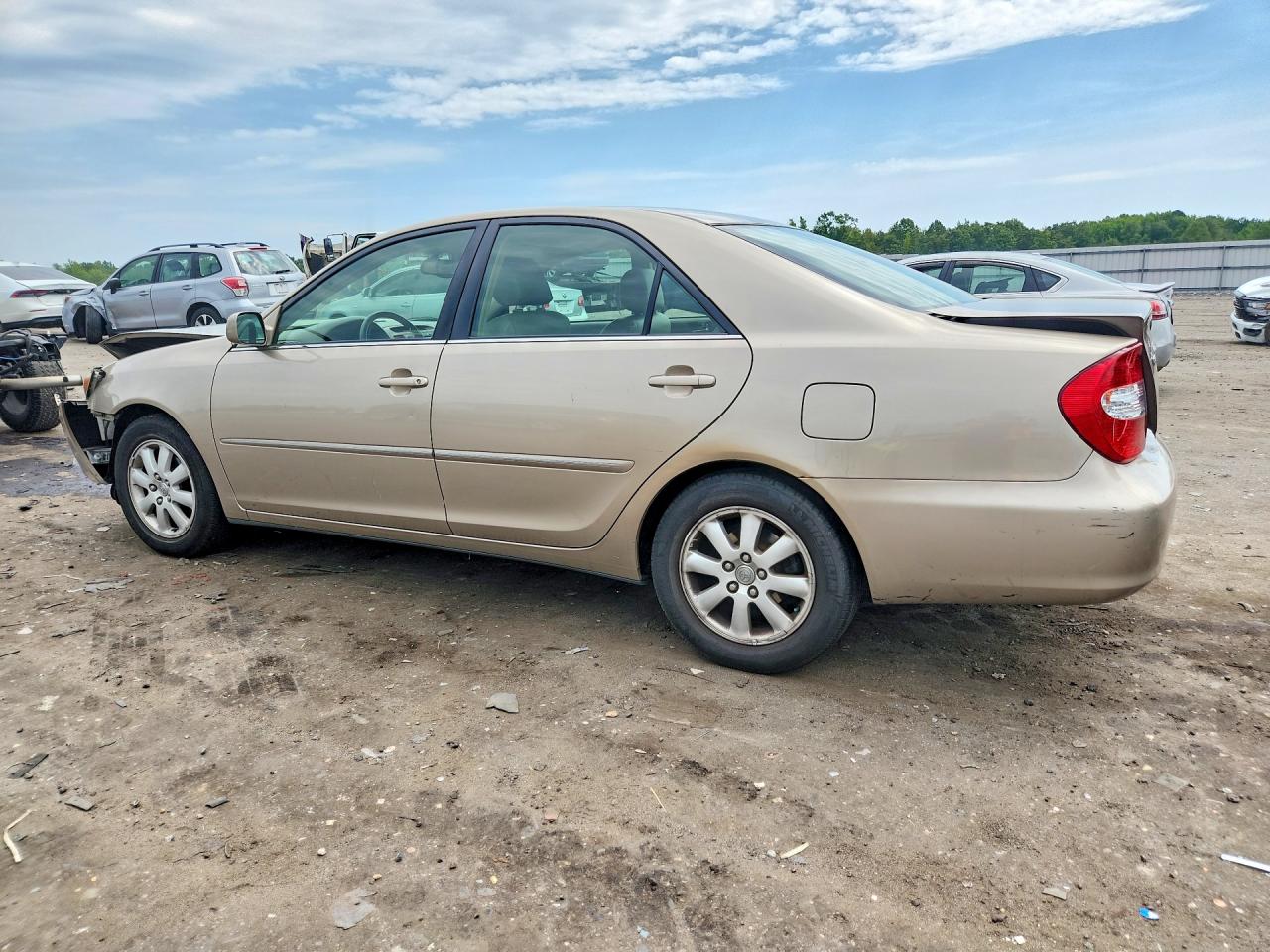 2003 Toyota Camry Xle Beige vin: 4T1BE30K93U664724