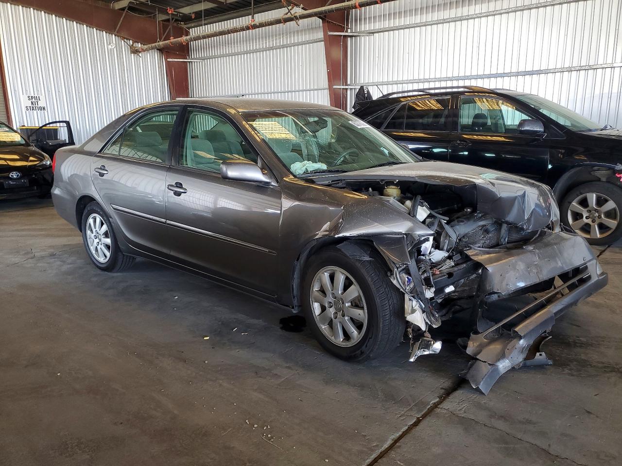 2004 Toyota Camry Xle Серый vin: 4T1BE30K94U789921