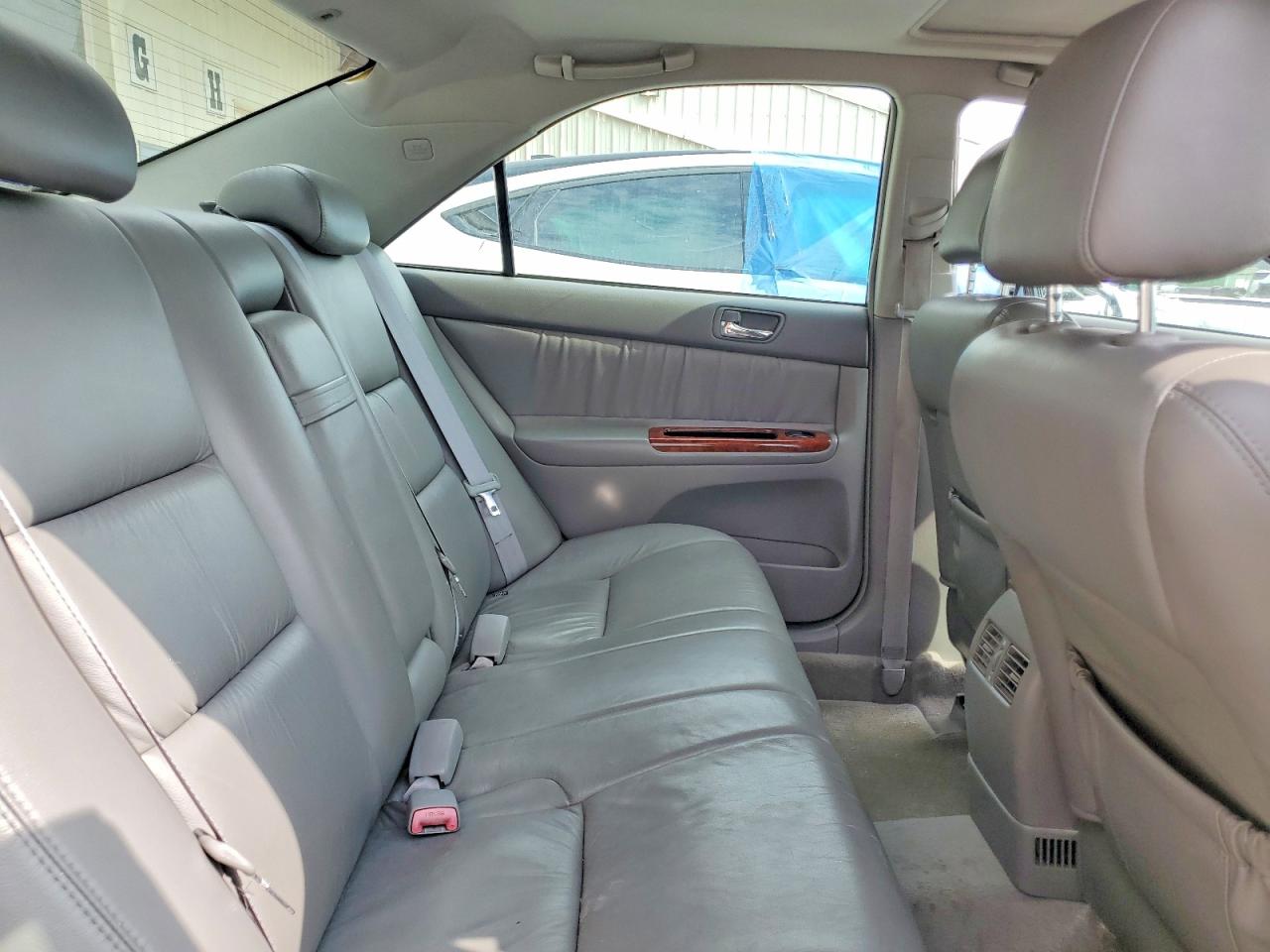 2004 Toyota Camry Xle Gray vin: 4T1BE30K94U868778