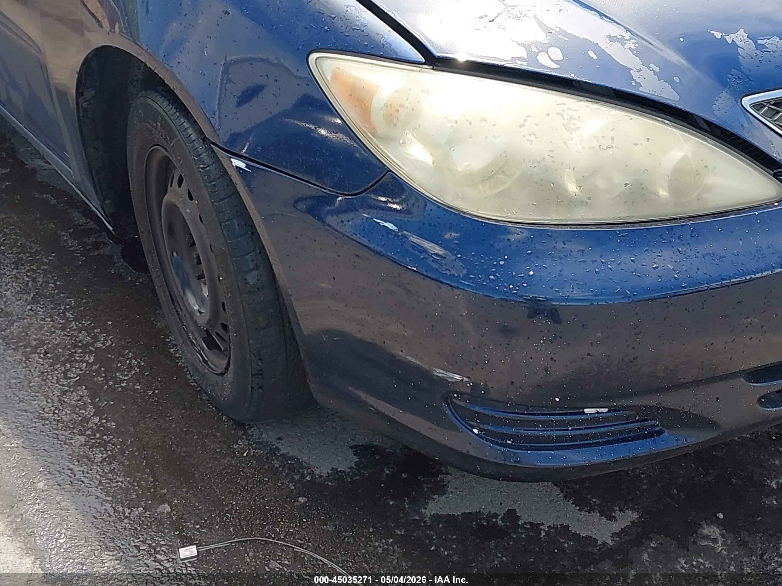 2005 Toyota Camry Le Blue vin: 4T1BE30K95U089818