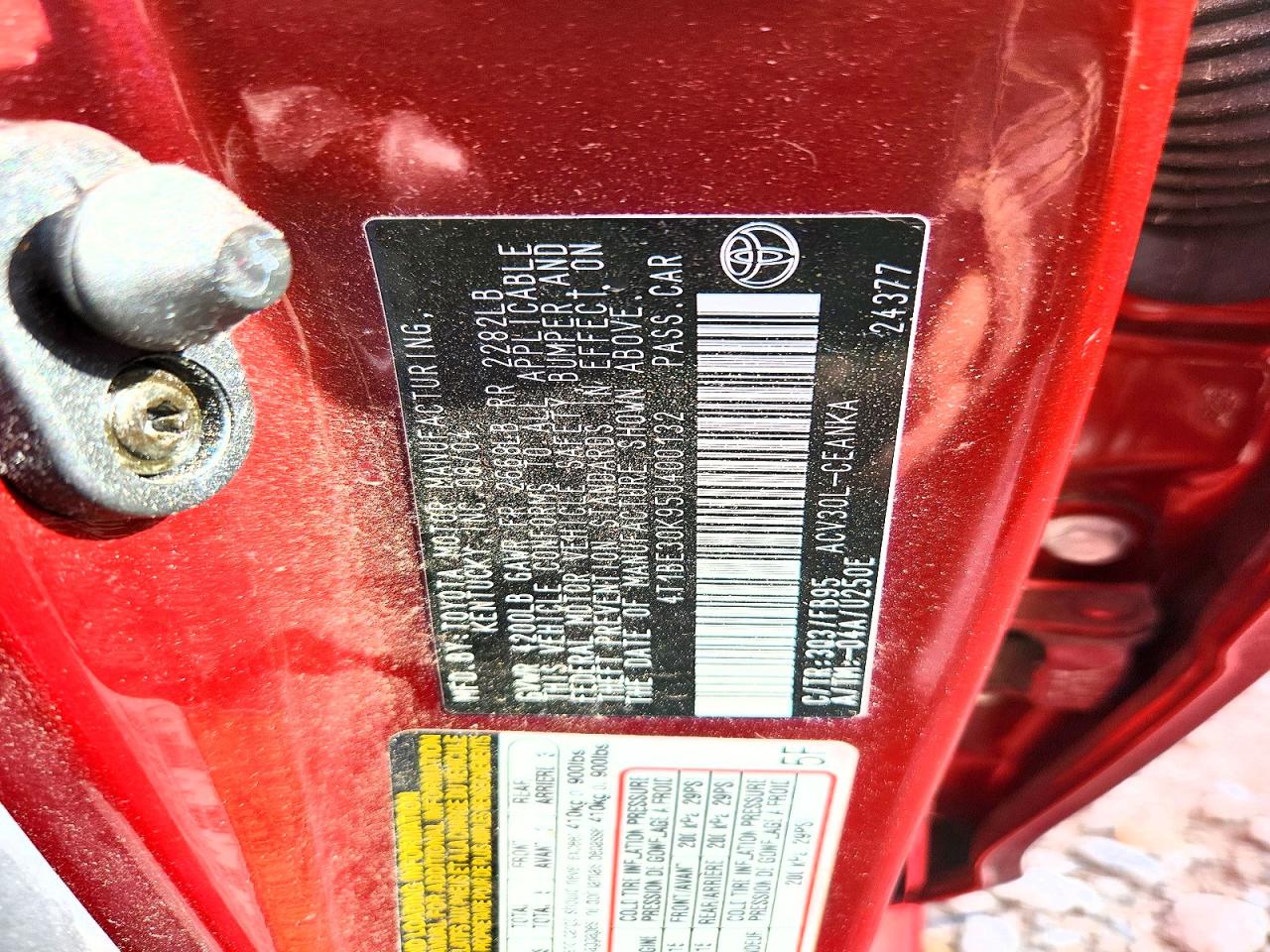 2005 Toyota Camry Le Красный vin: 4T1BE30K95U400132