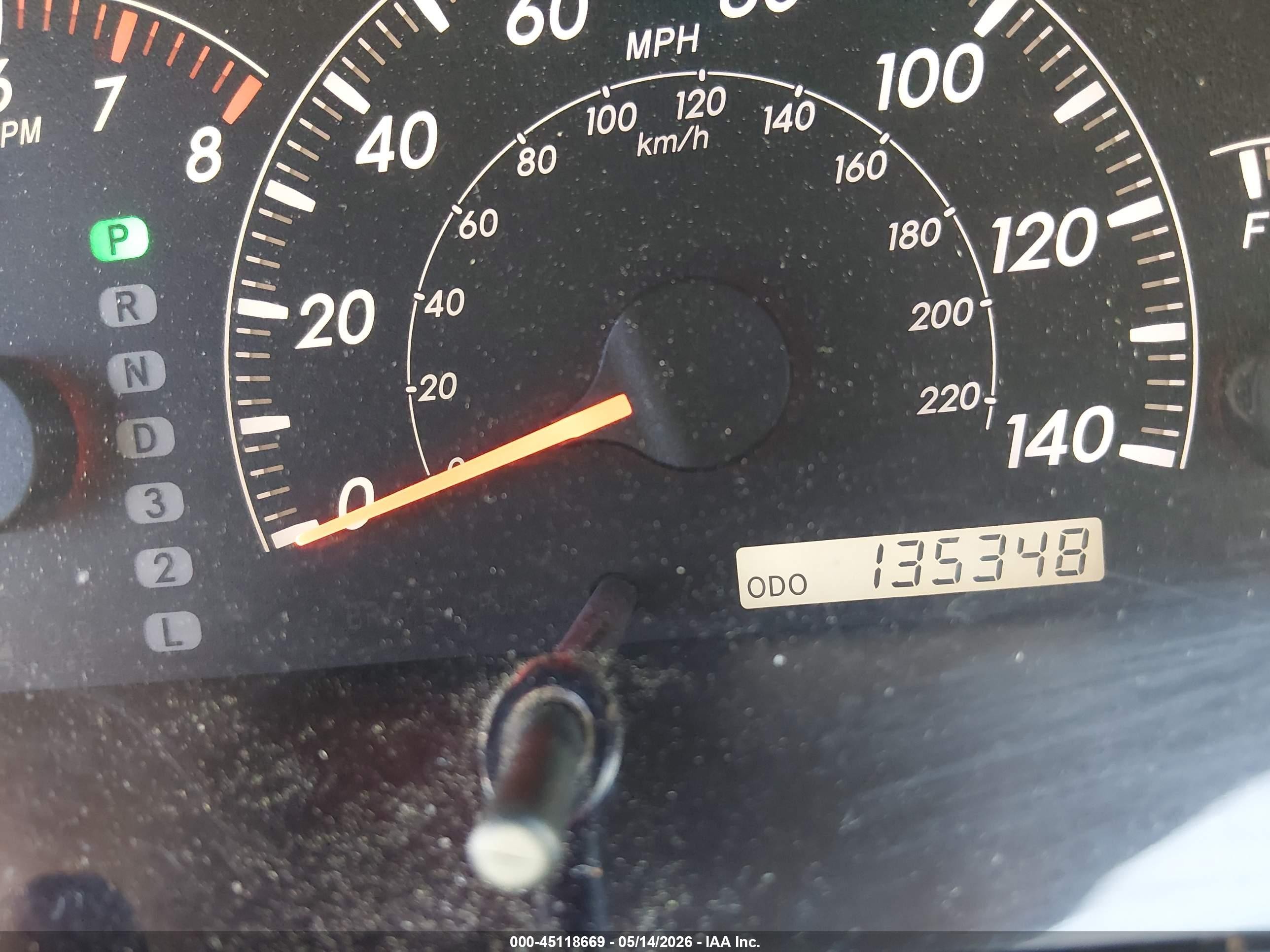 2005 Toyota Camry Le Silver vin: 4T1BE30K95U549284