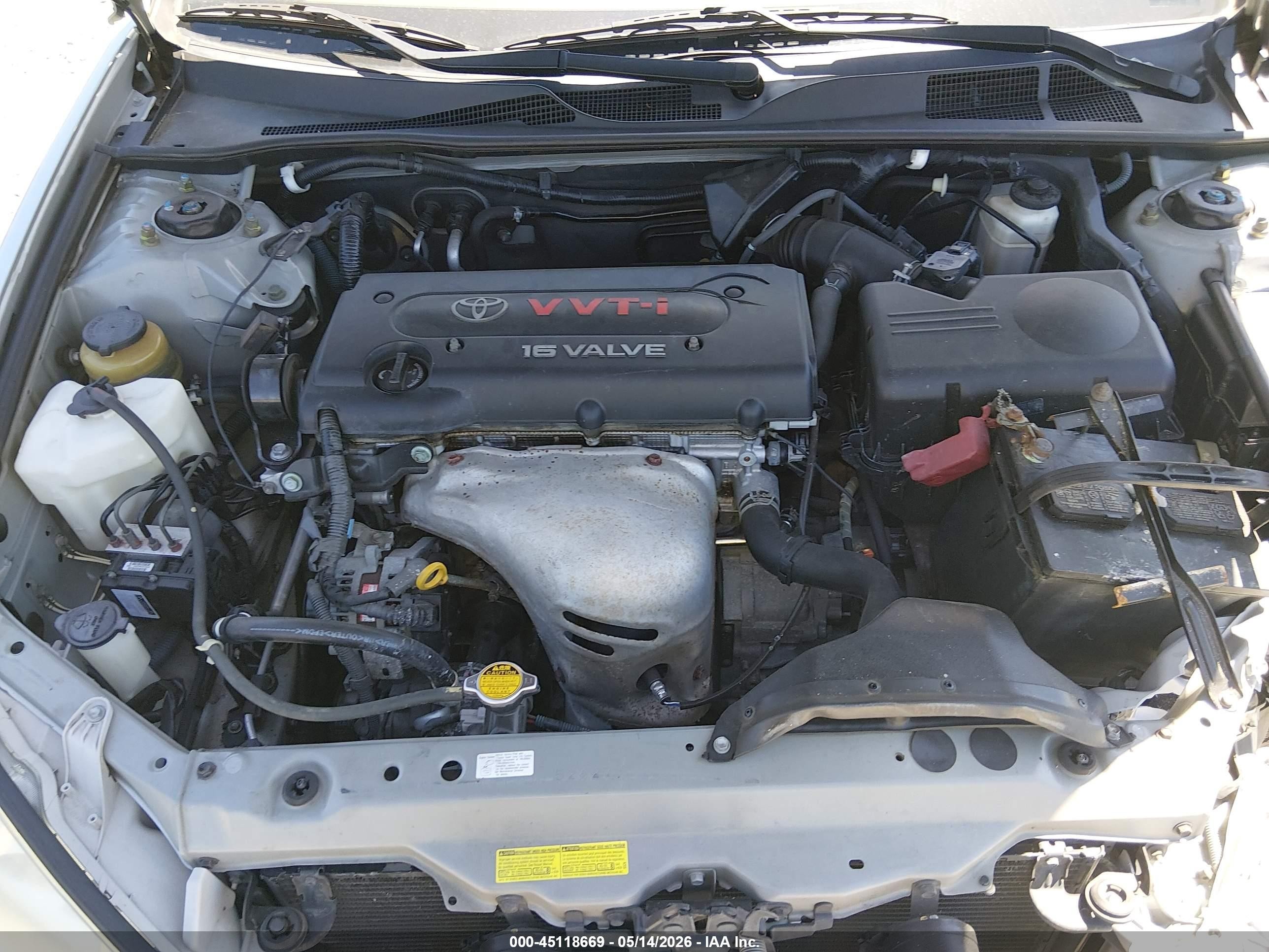 2005 Toyota Camry Le Silver vin: 4T1BE30K95U549284