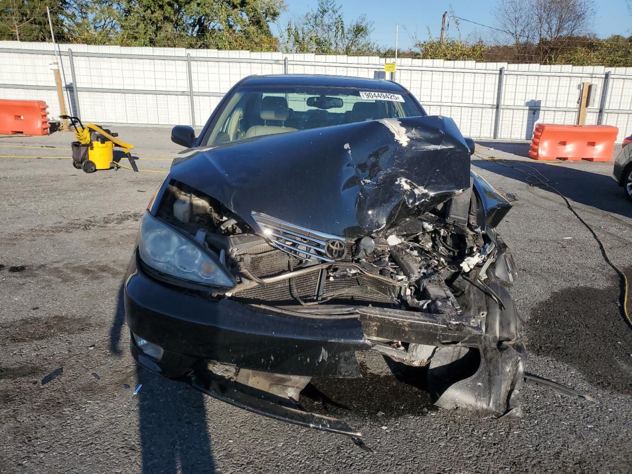 2005 Toyota Camry Le Черный vin: 4T1BE30K95U625781