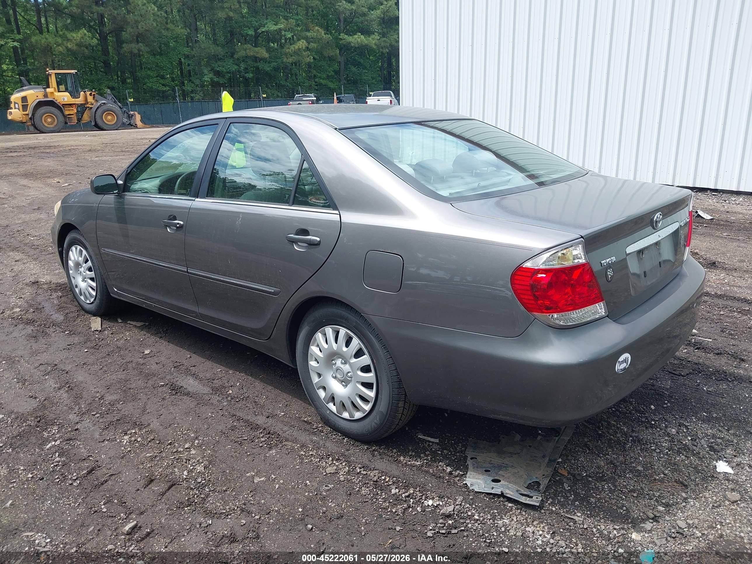 2005 Toyota Camry Xle Gray vin: 4T1BE30K95U633718