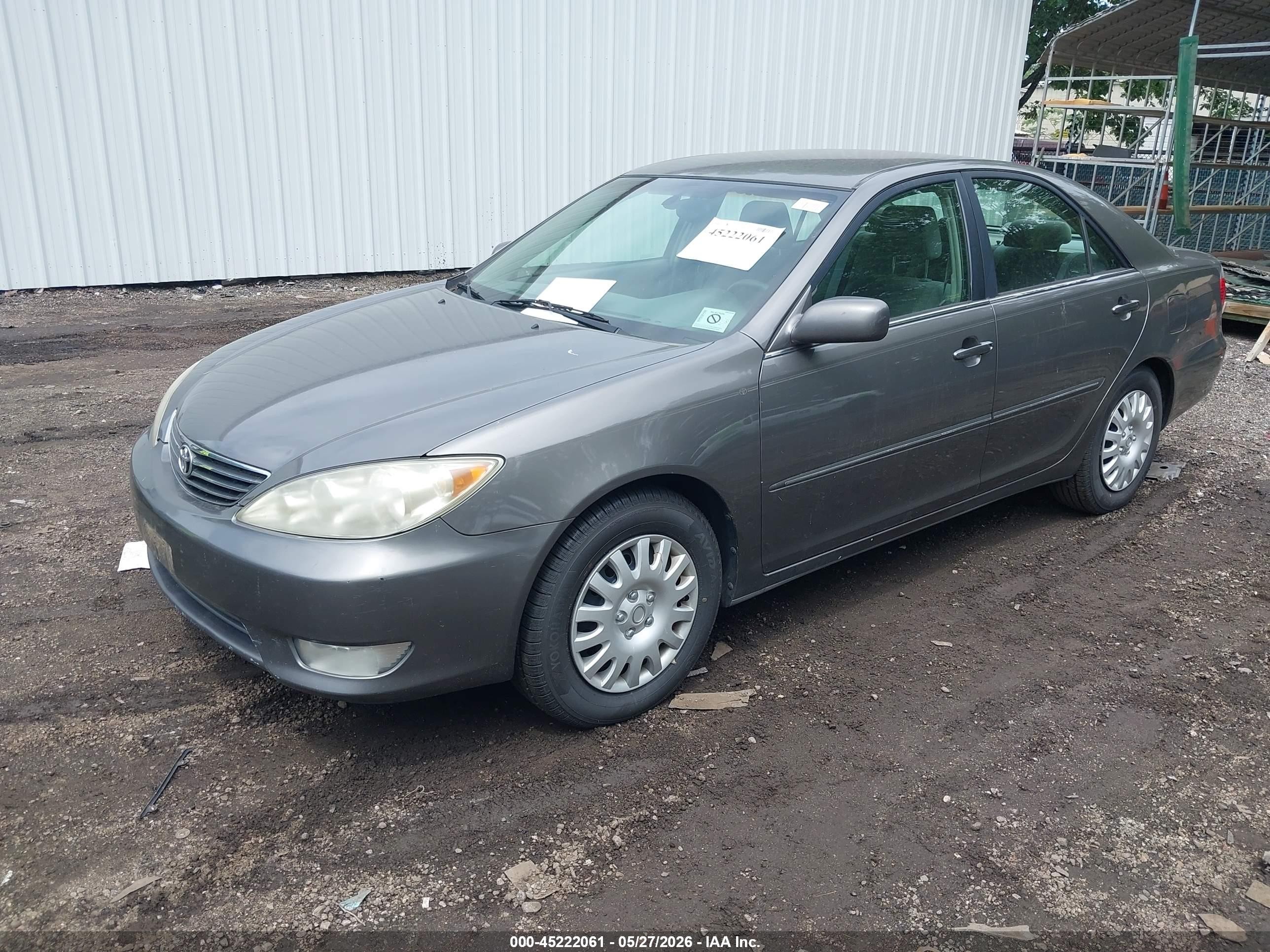 2005 Toyota Camry Xle Gray vin: 4T1BE30K95U633718