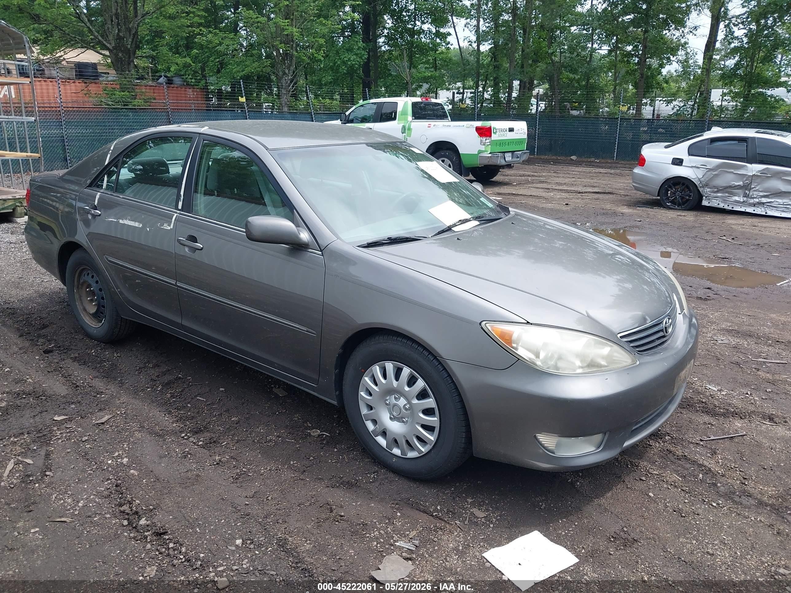 2005 Toyota Camry Xle Gray vin: 4T1BE30K95U633718