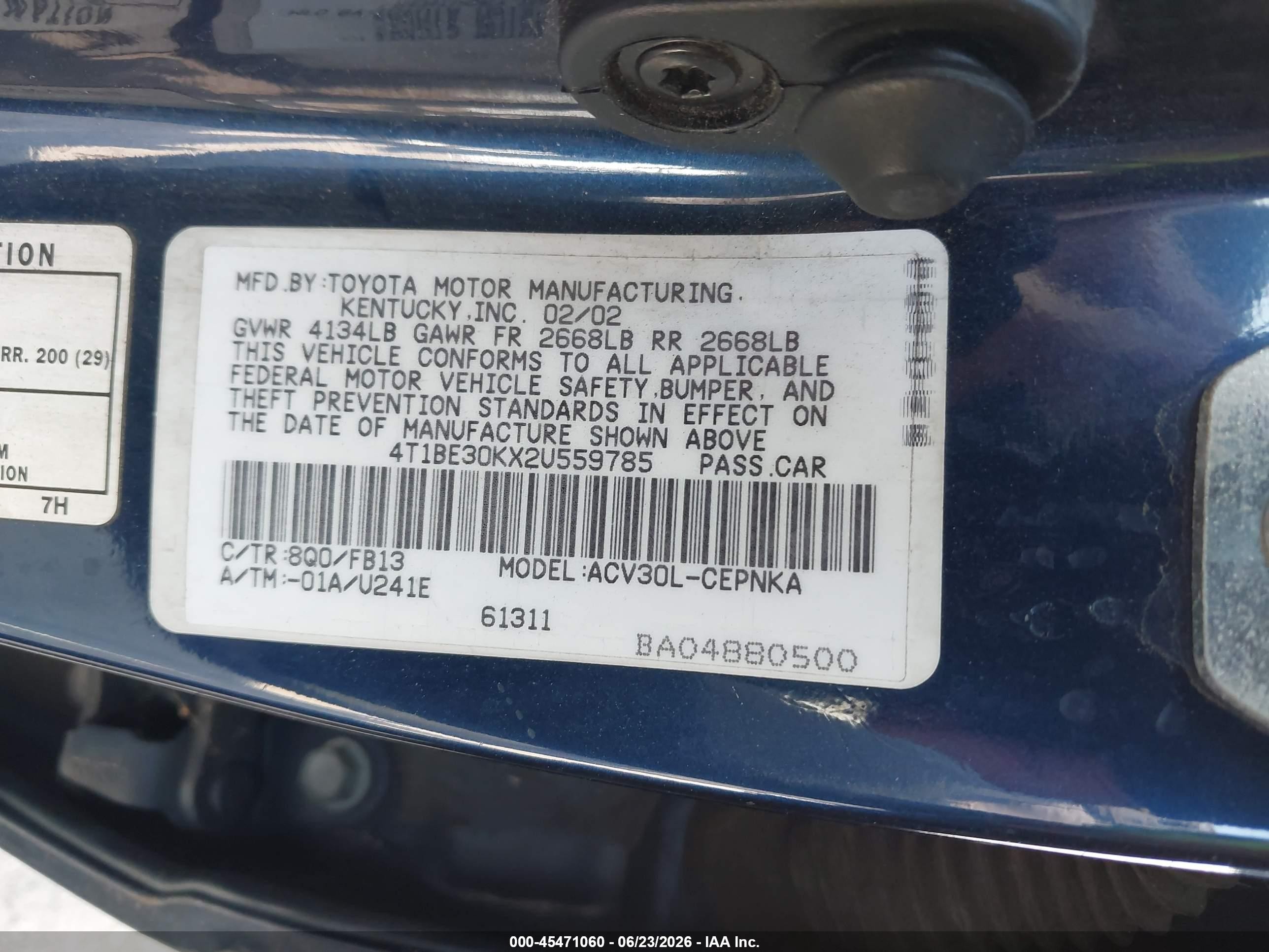 2002 Toyota Camry Le Blue vin: 4T1BE30KX2U559785