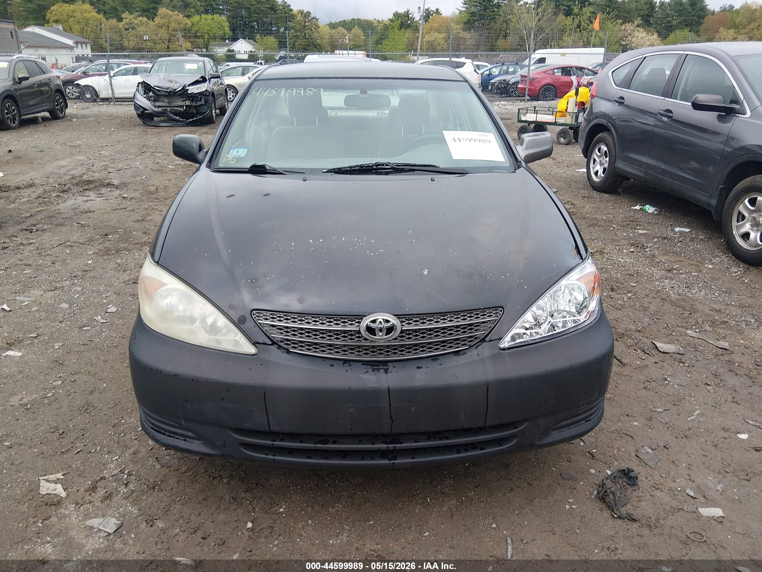 2004 Toyota Camry Xle Черный vin: 4T1BE30KX4U282526