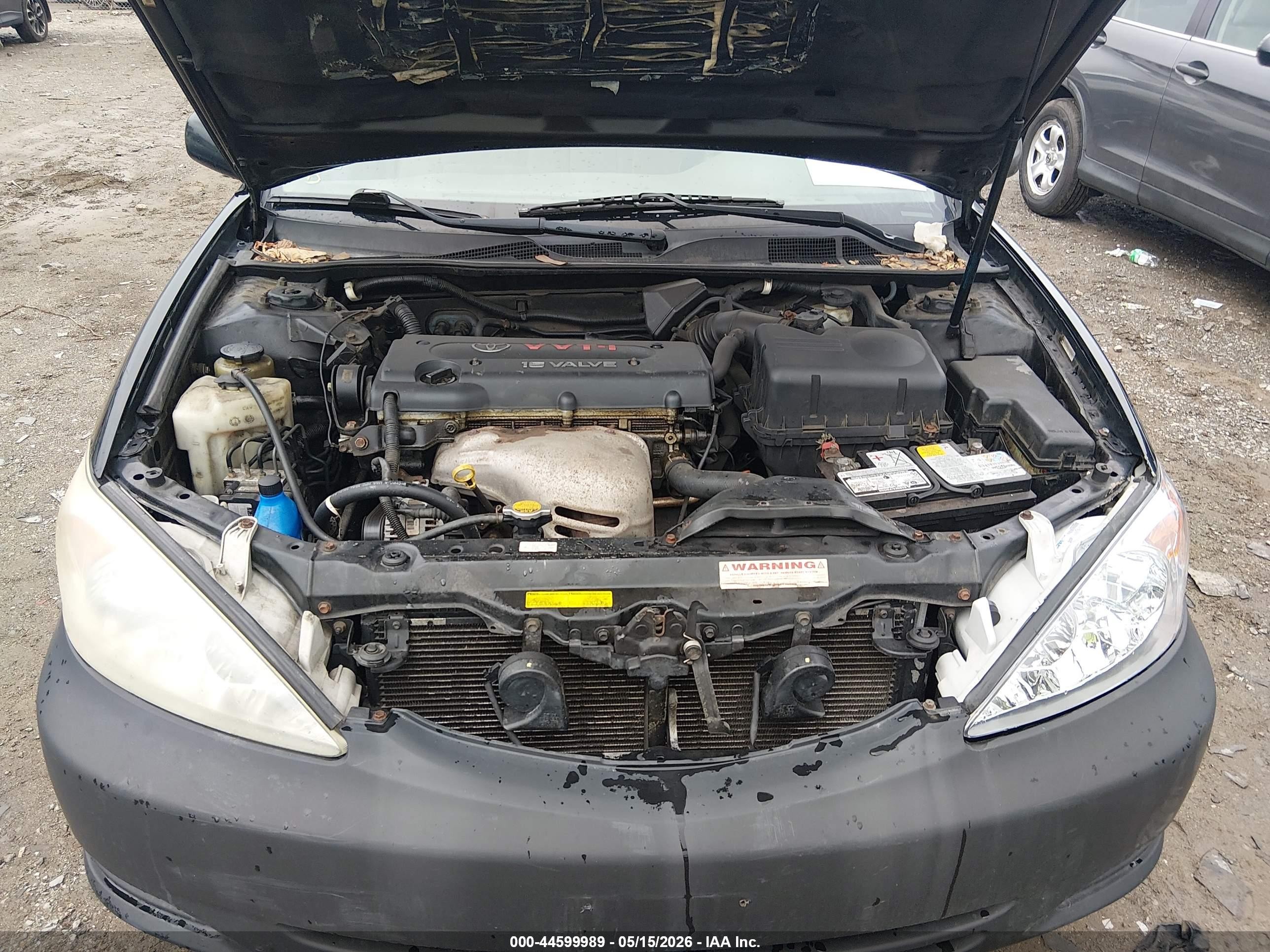 2004 Toyota Camry Xle Черный vin: 4T1BE30KX4U282526