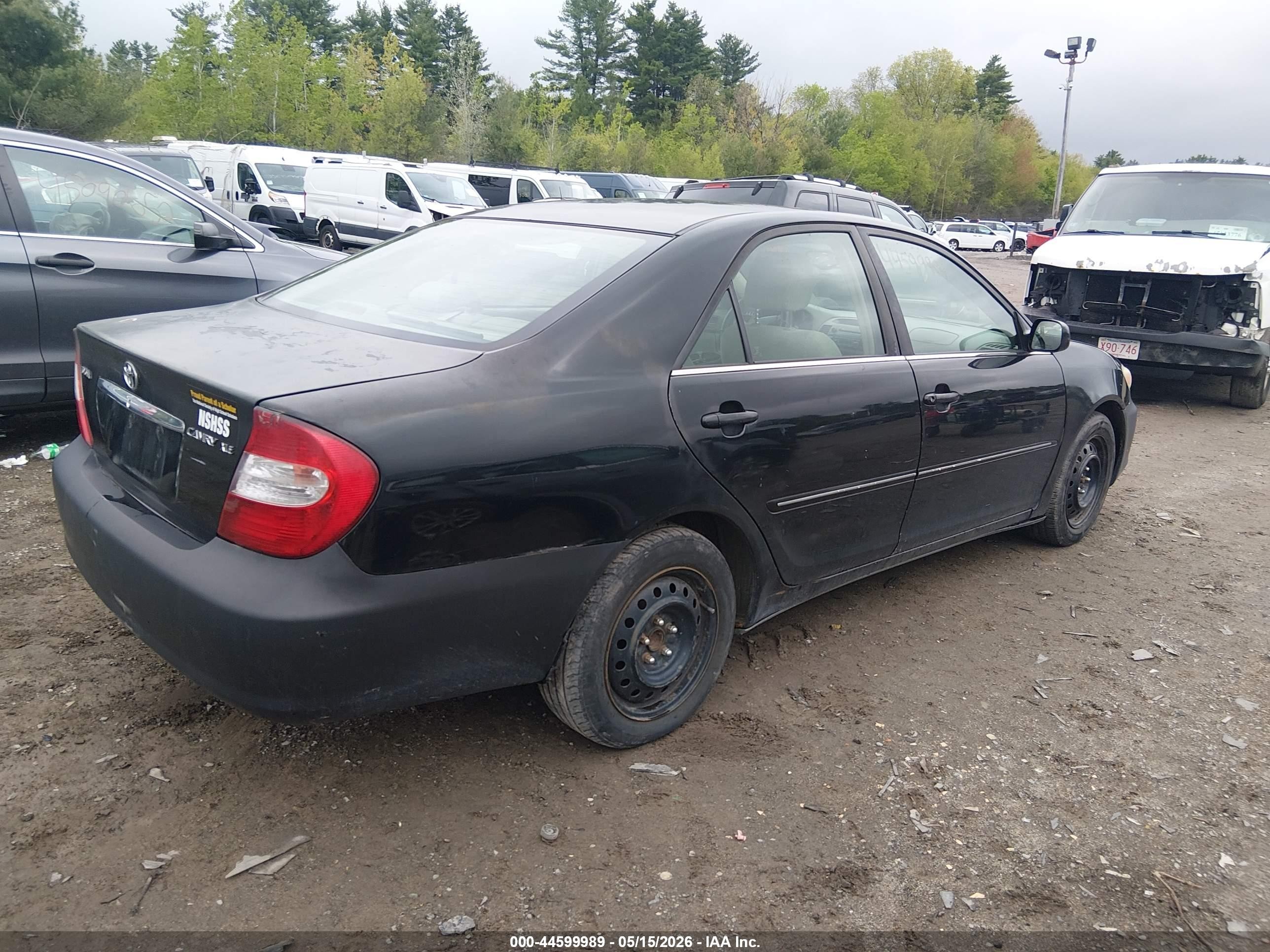 2004 Toyota Camry Xle Черный vin: 4T1BE30KX4U282526
