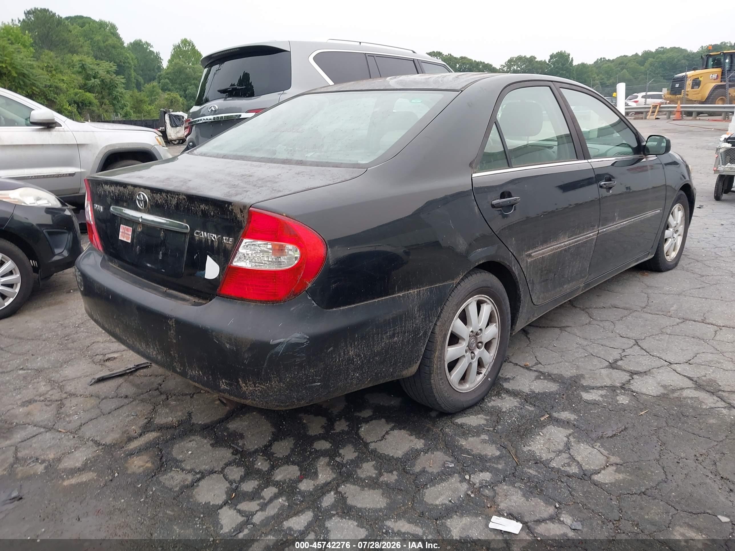 2004 Toyota Camry Xle Черный vin: 4T1BE30KX4U314732