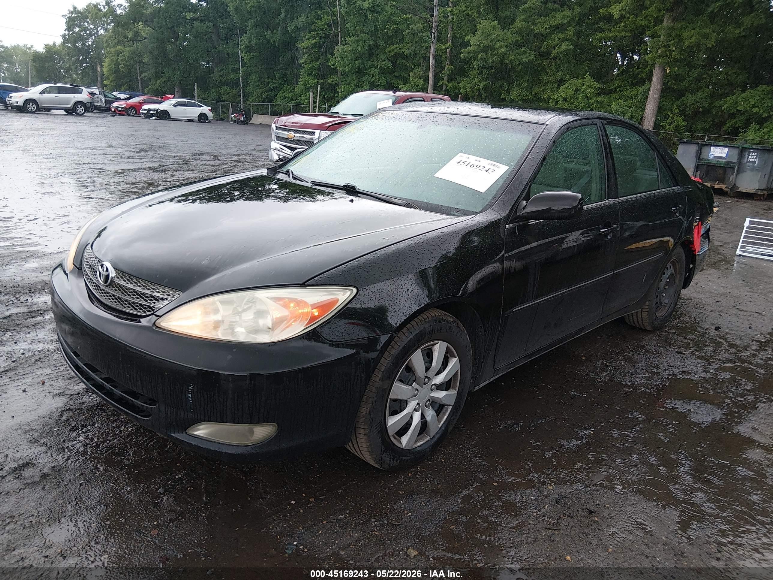 2004 Toyota Camry Xle Черный vin: 4T1BE30KX4U316237