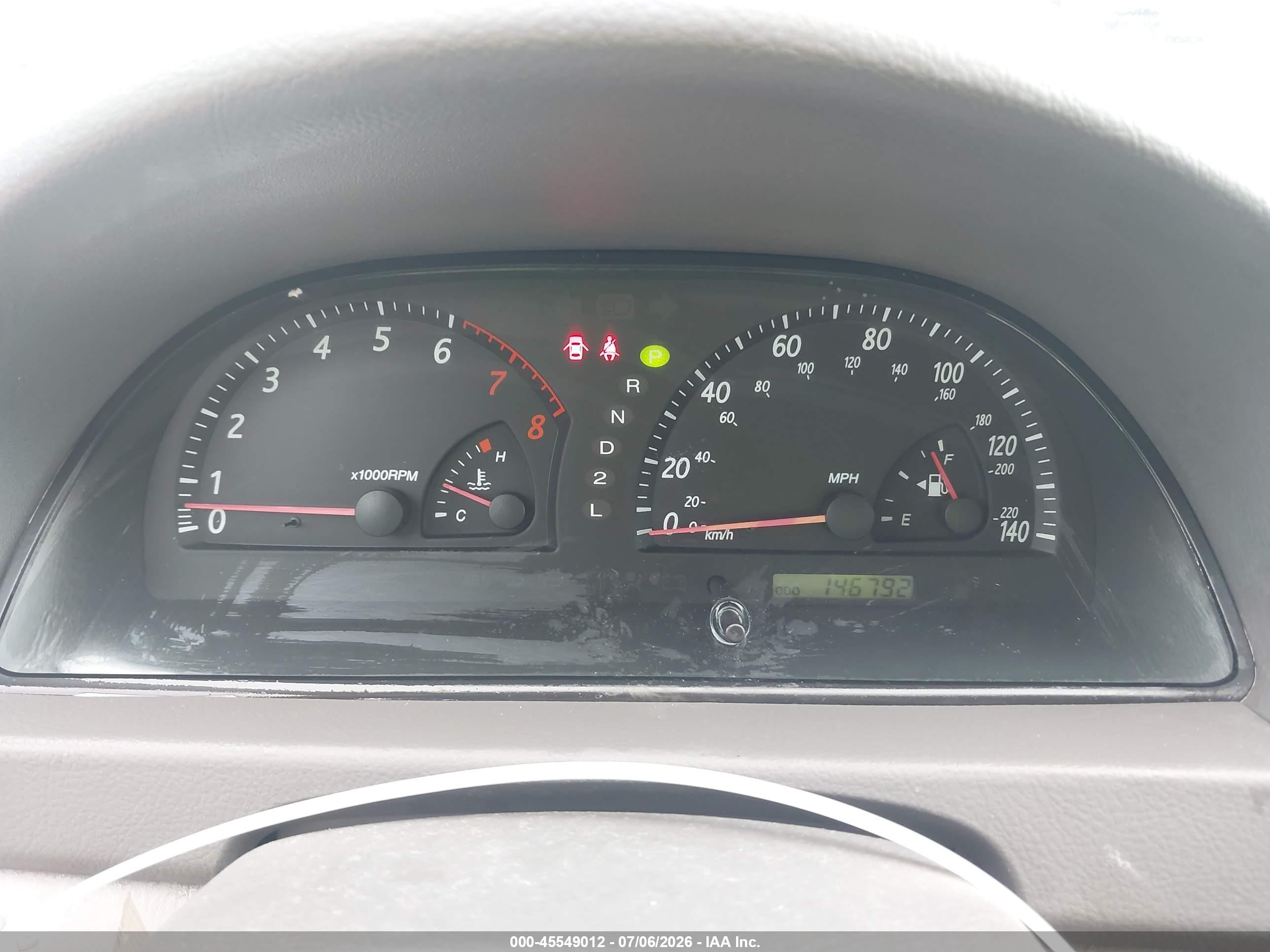 2004 Toyota Camry Xle Silver vin: 4T1BE30KX4U849656