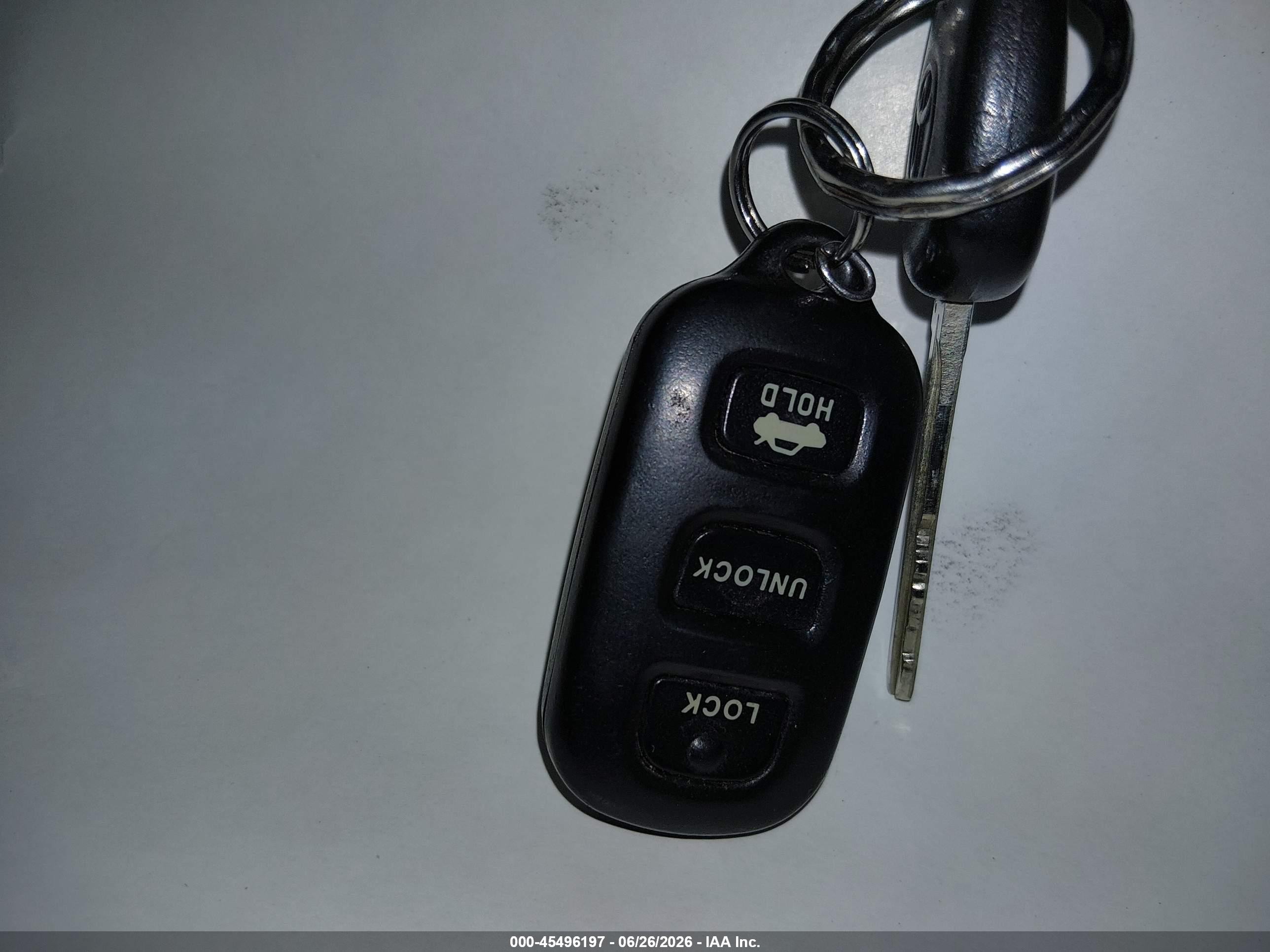 2004 Toyota Camry Xle Champagne vin: 4T1BE30KX4U851715