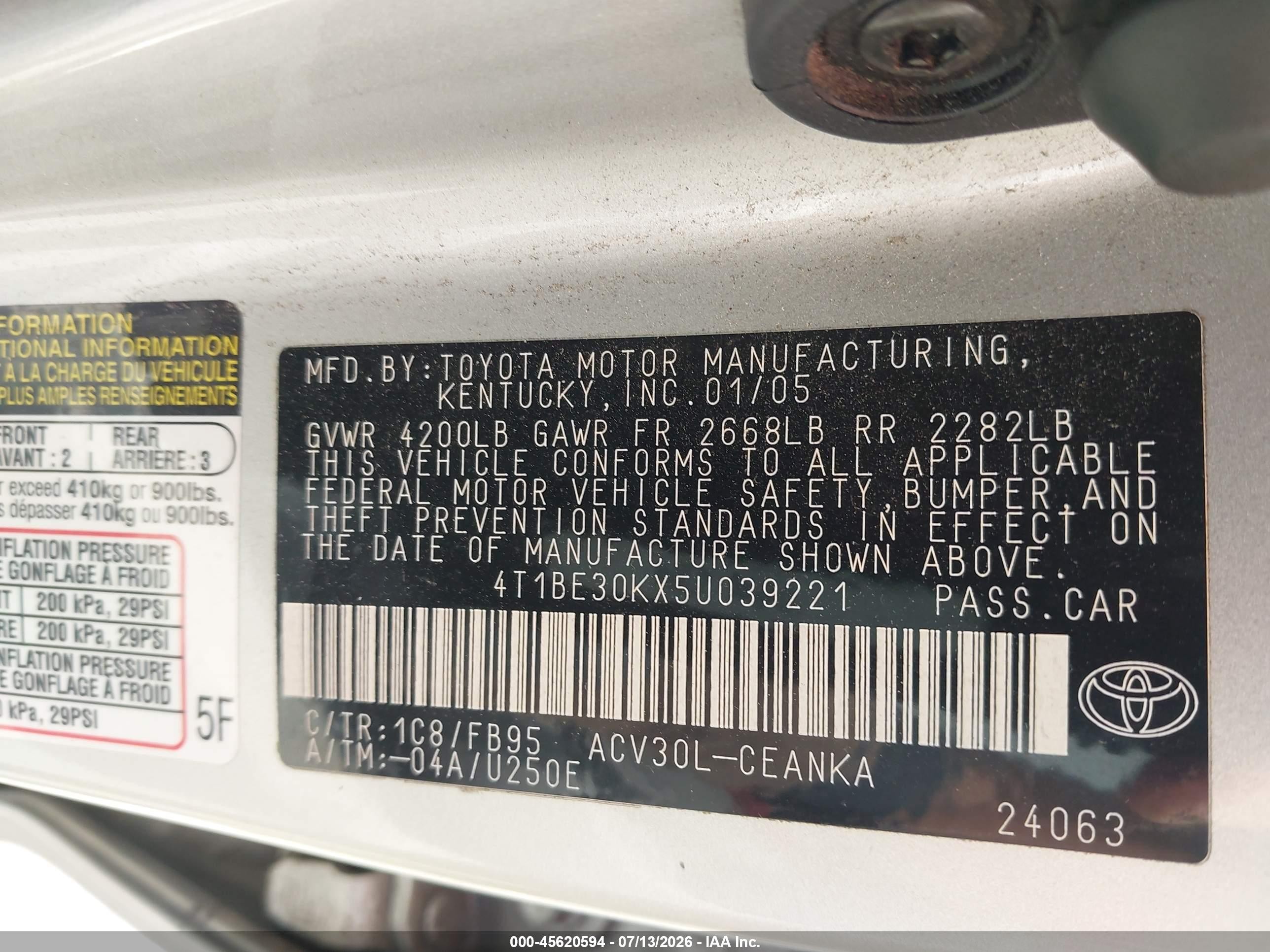 2005 Toyota Camry Le Silver vin: 4T1BE30KX5U039221