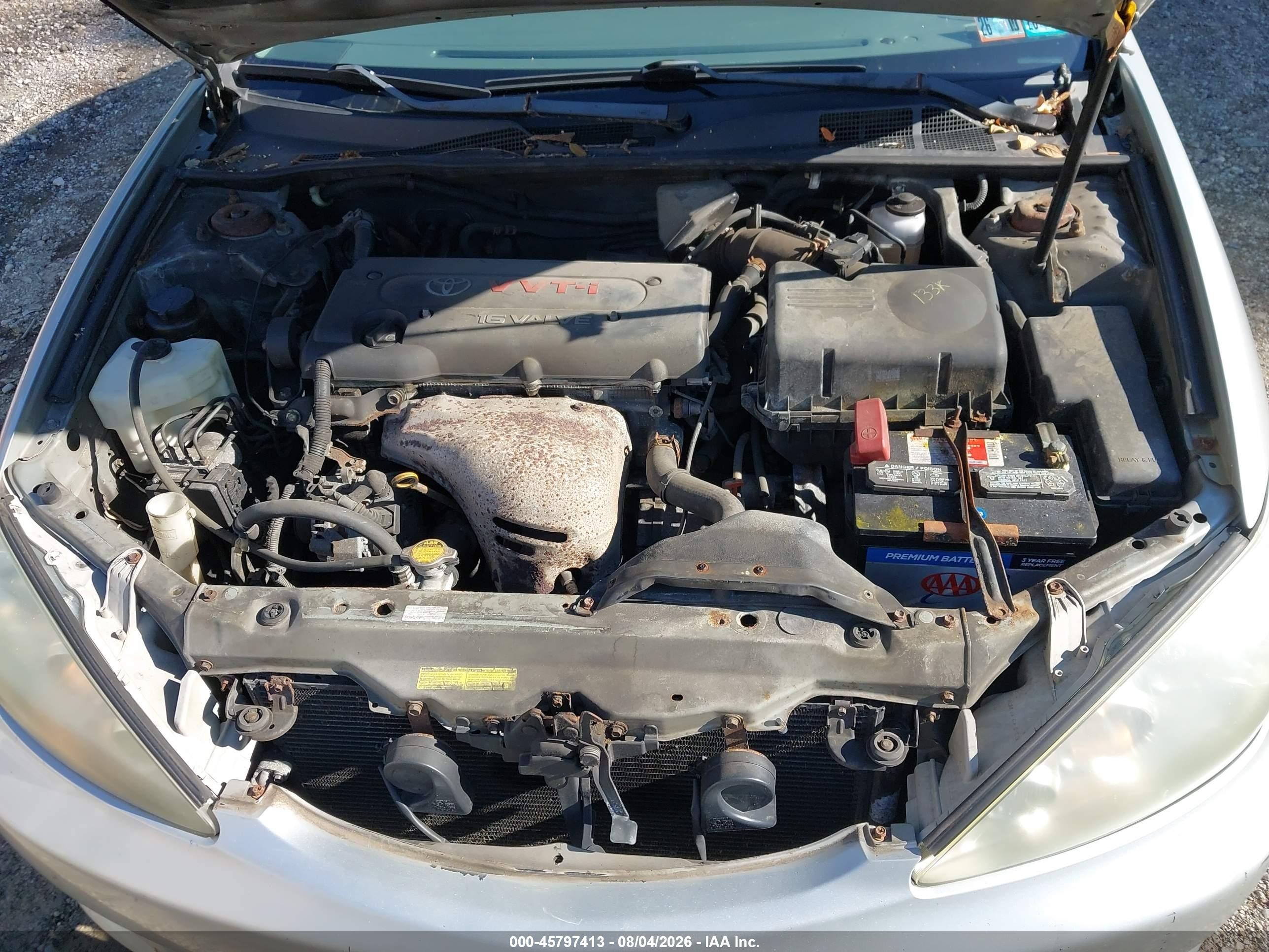 2005 Toyota Camry Le Silver vin: 4T1BE30KX5U046198