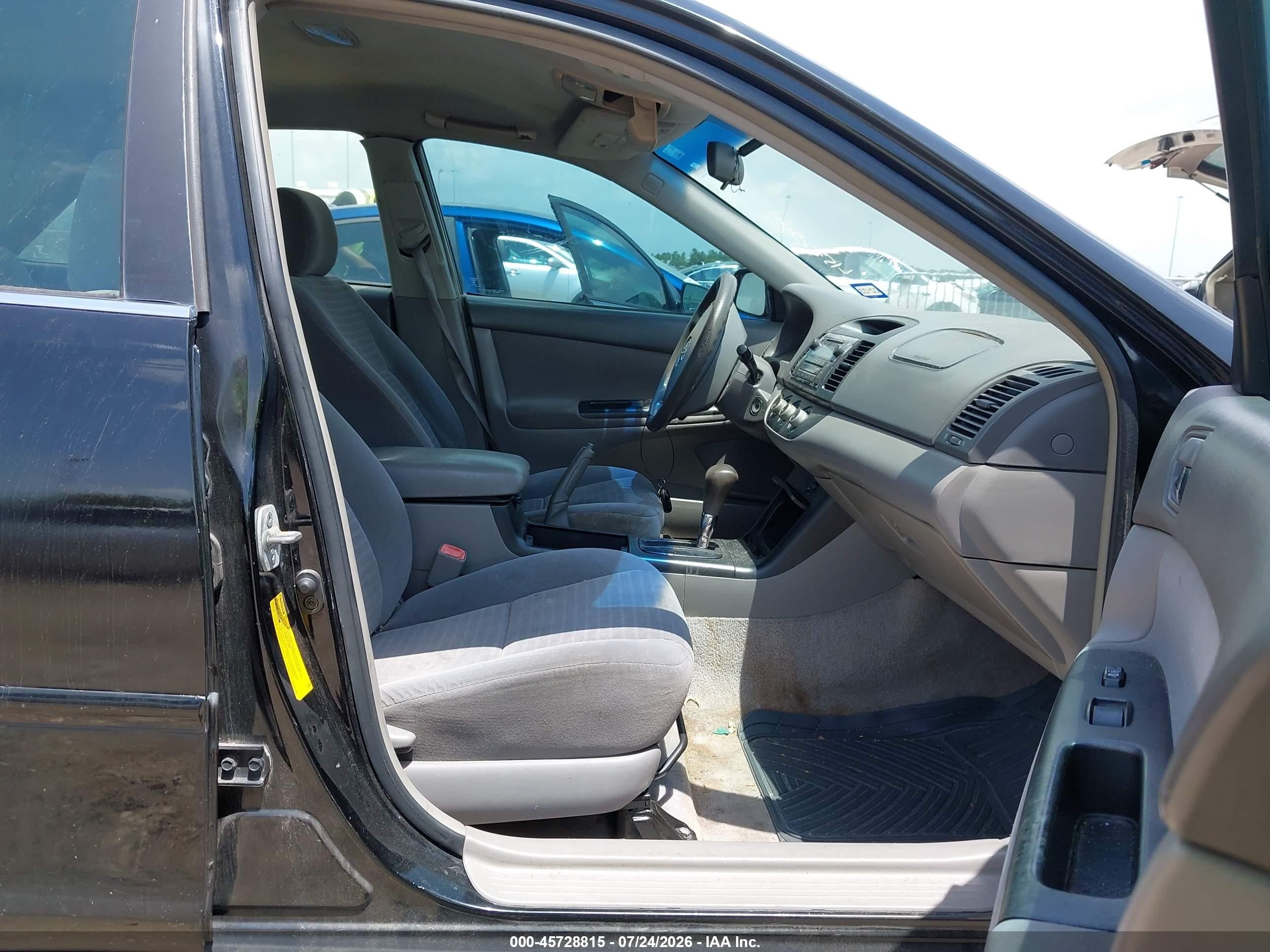 2005 Toyota Camry Le Black vin: 4T1BE30KX5U086619