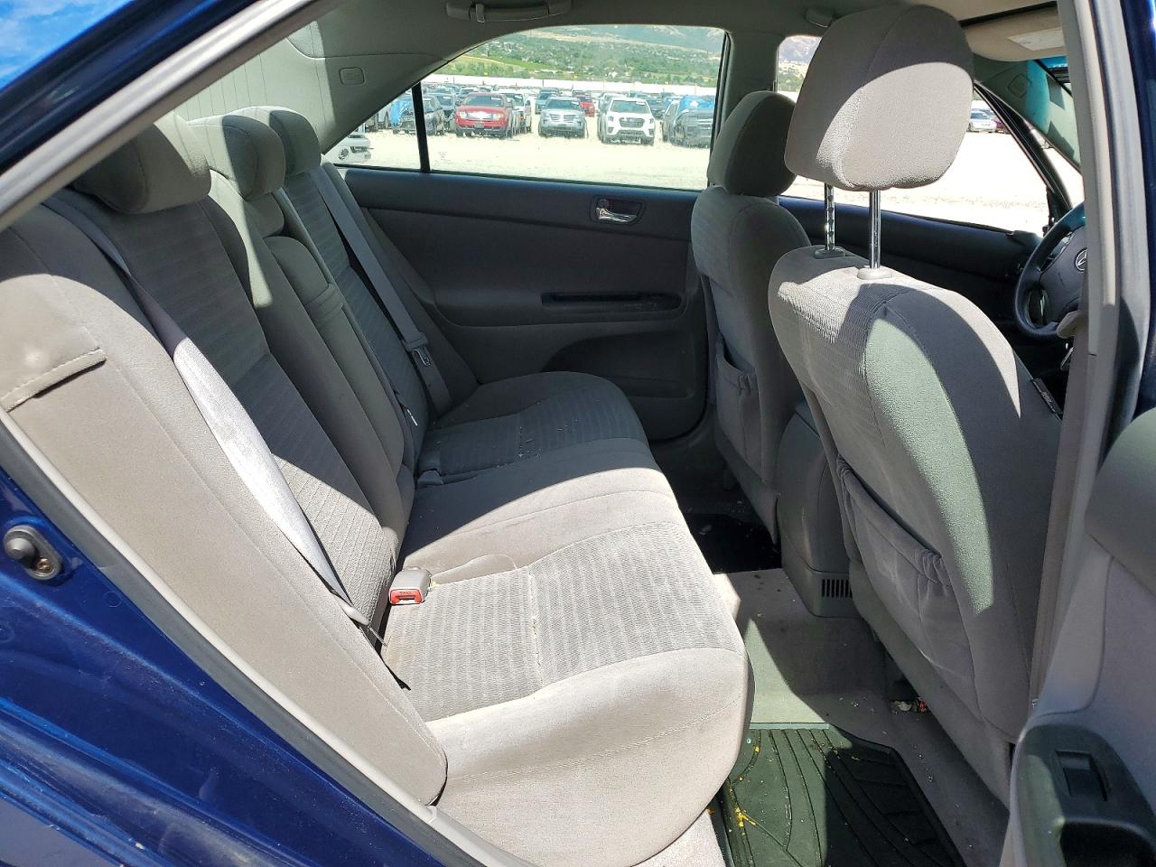 2005 Toyota Camry Le Blue vin: 4T1BE30KX5U387567