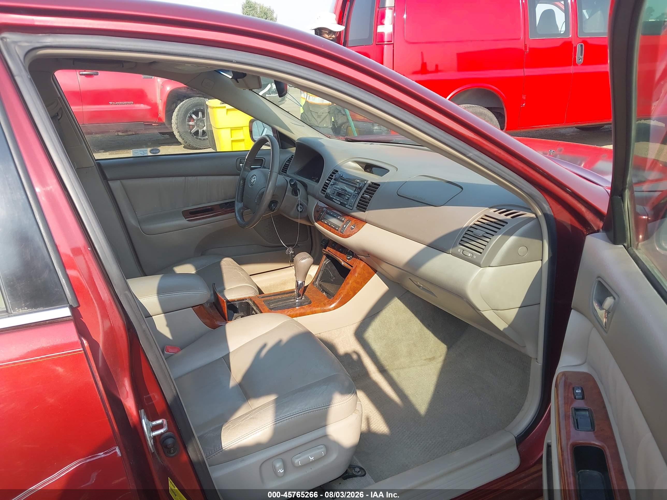 2005 Toyota Camry Xle Темно-бордовый vin: 4T1BE30KX5U396916