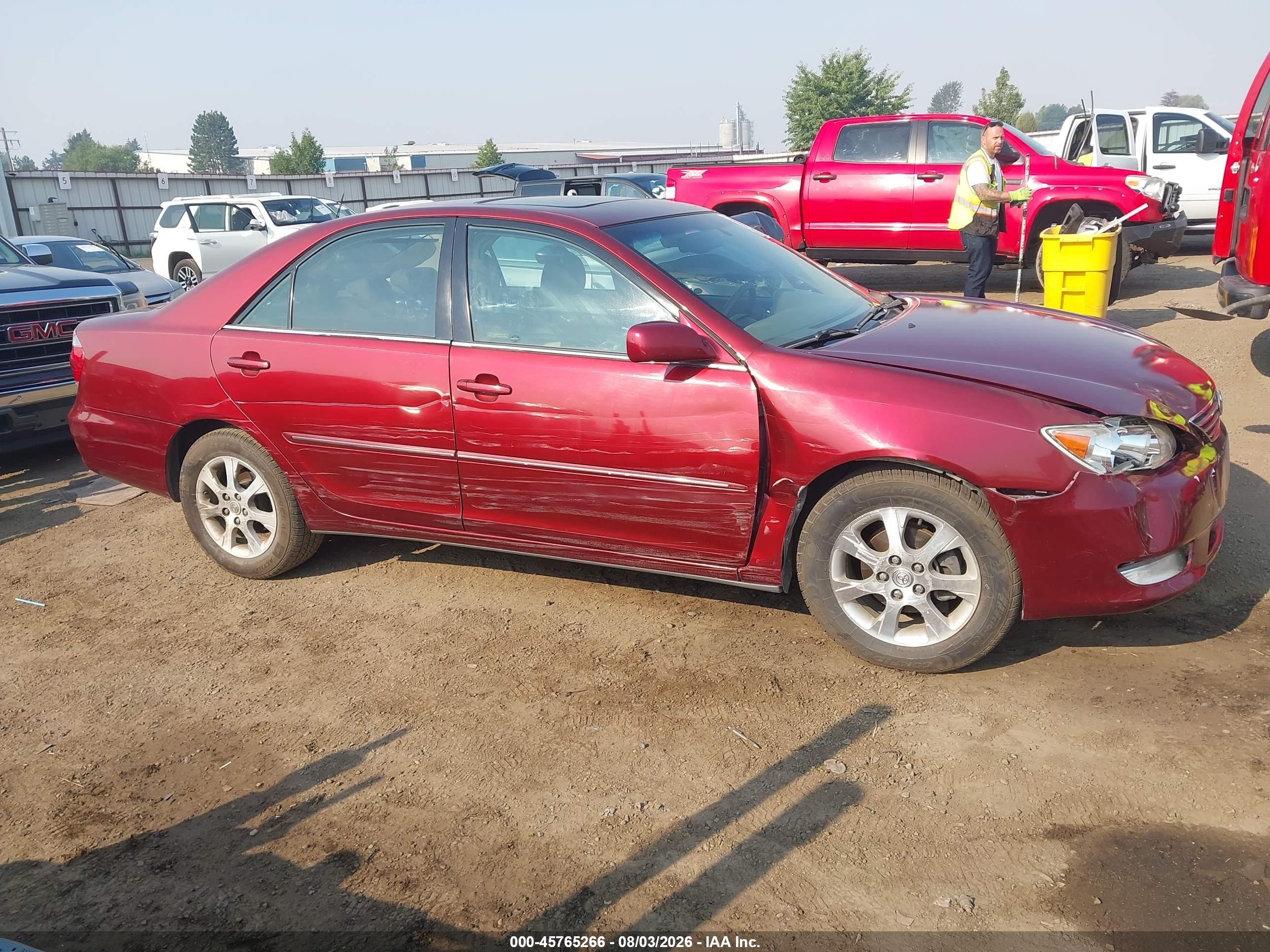 2005 Toyota Camry Xle Темно-бордовый vin: 4T1BE30KX5U396916