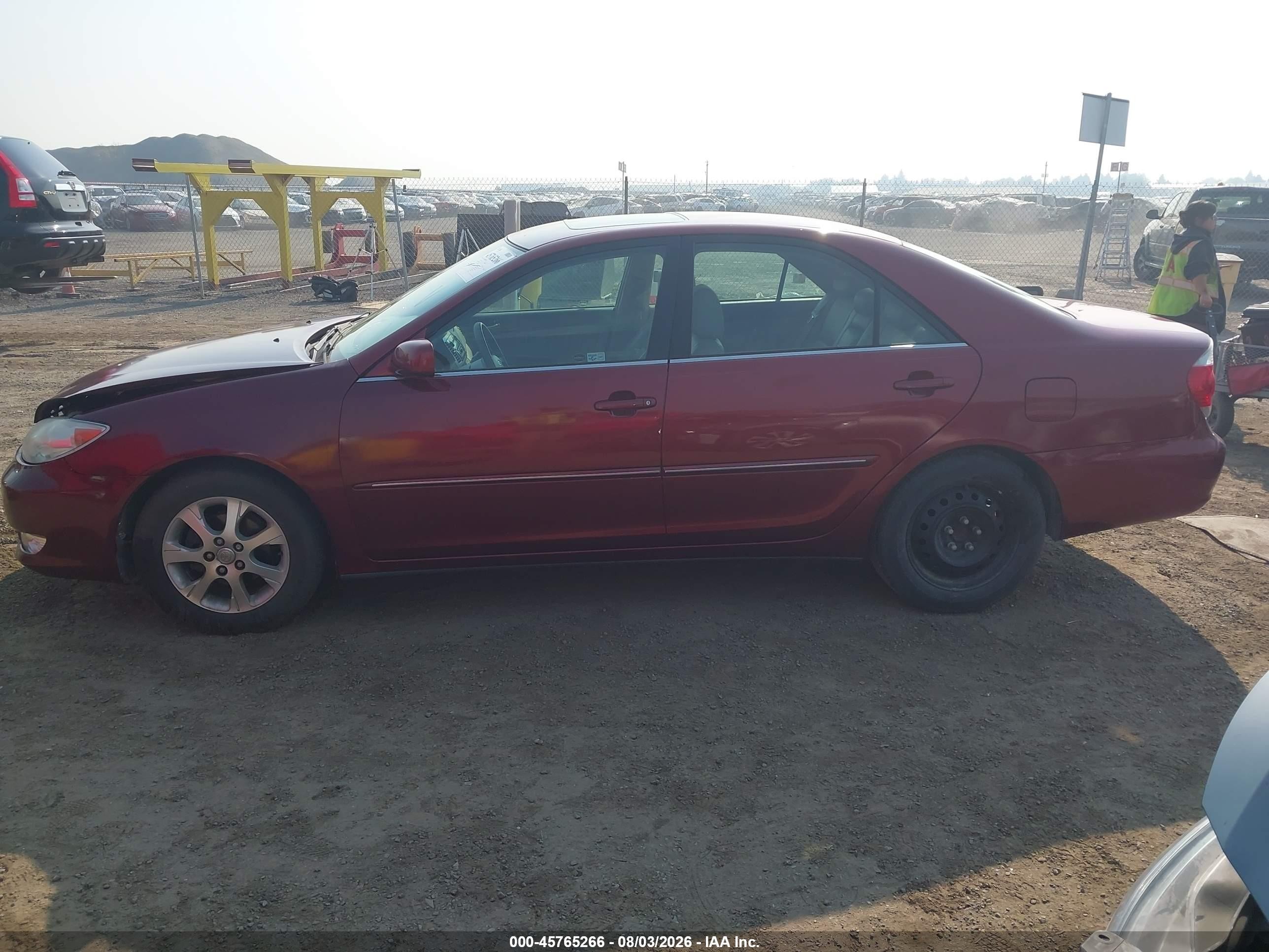 2005 Toyota Camry Xle Темно-бордовый vin: 4T1BE30KX5U396916