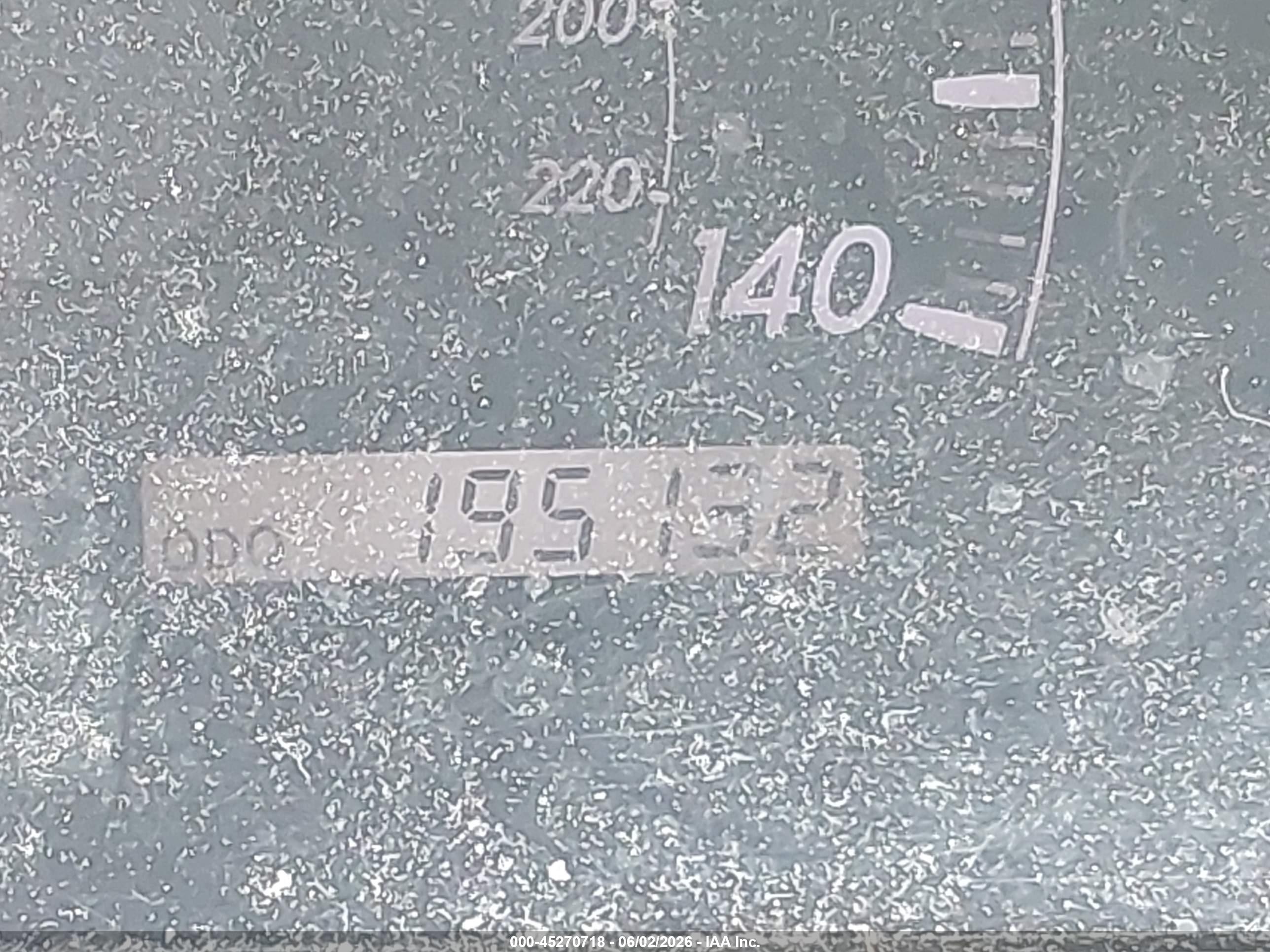 2005 Toyota Camry Le Gold vin: 4T1BE30KX5U523132