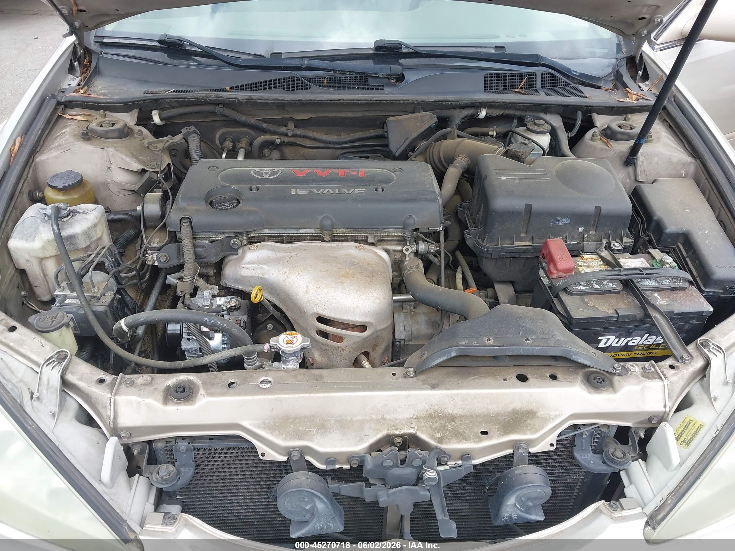 2005 Toyota Camry Le Gold vin: 4T1BE30KX5U523132