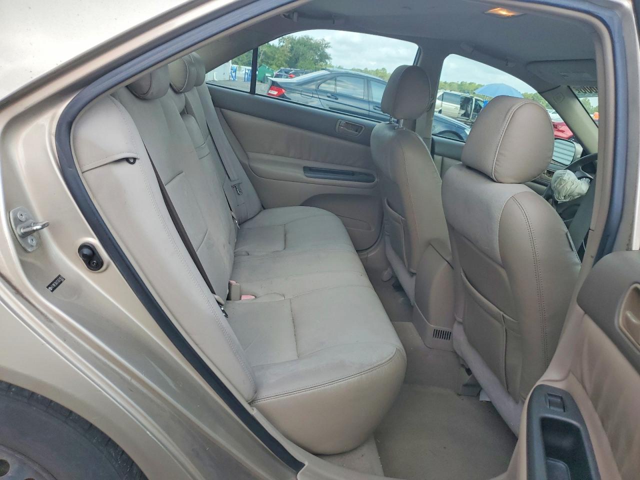 2005 Toyota Camry Le Beige vin: 4T1BE30KX5U571651