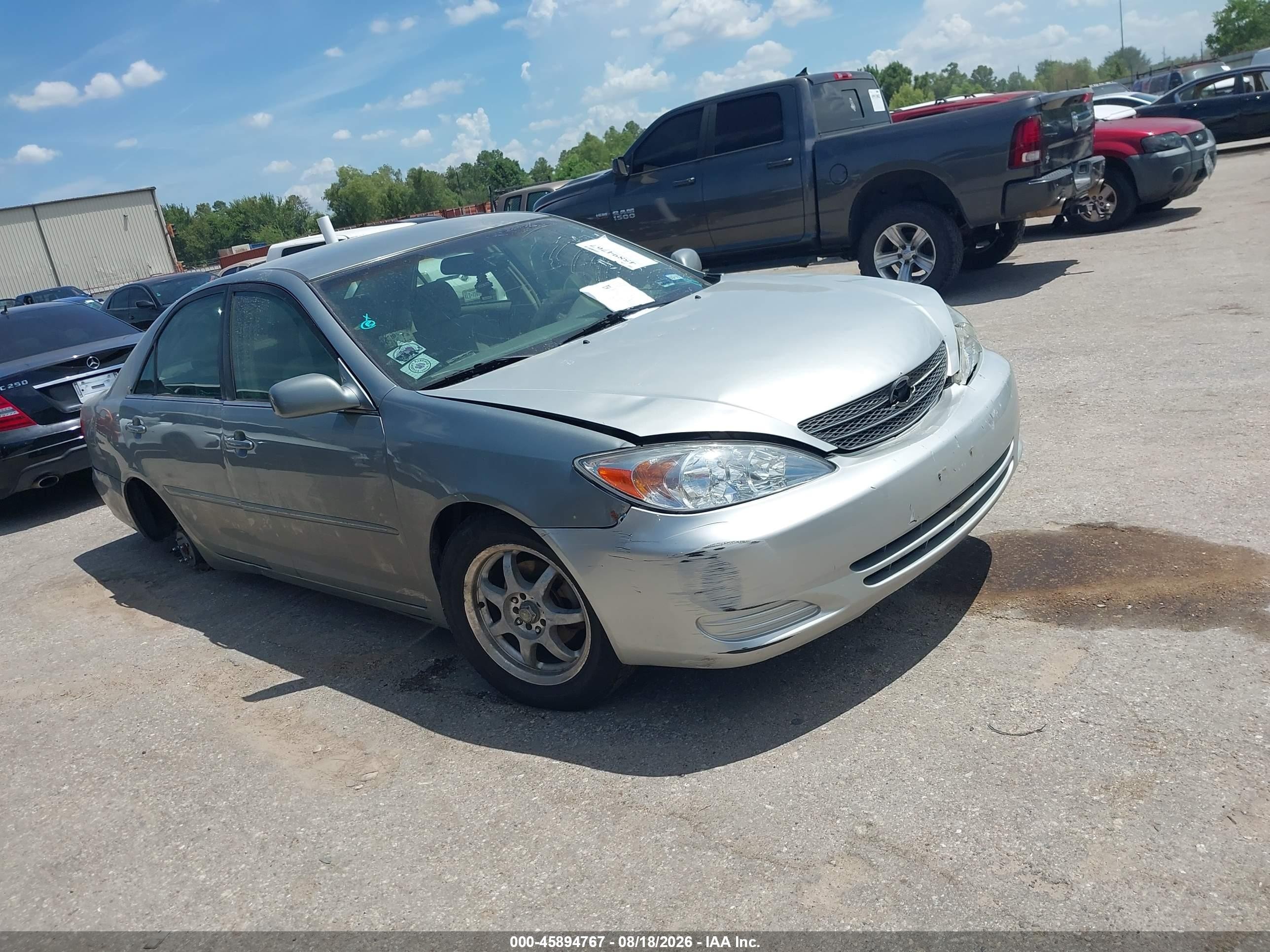 2005 Toyota Camry Xle Серый vin: 4T1BE30KX5U624865