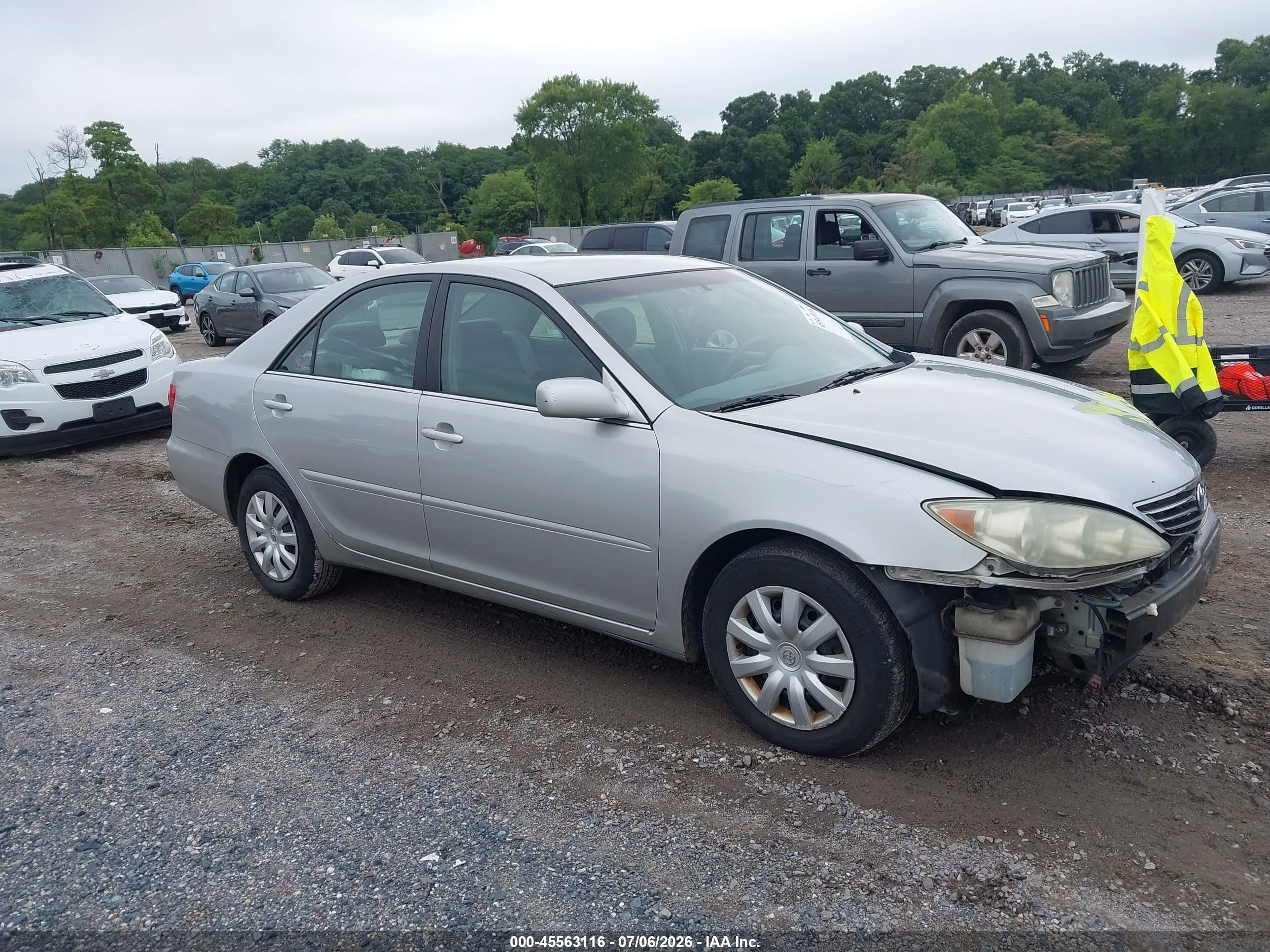2006 Toyota Camry Le Gray vin: 4T1BE30KX6U130426