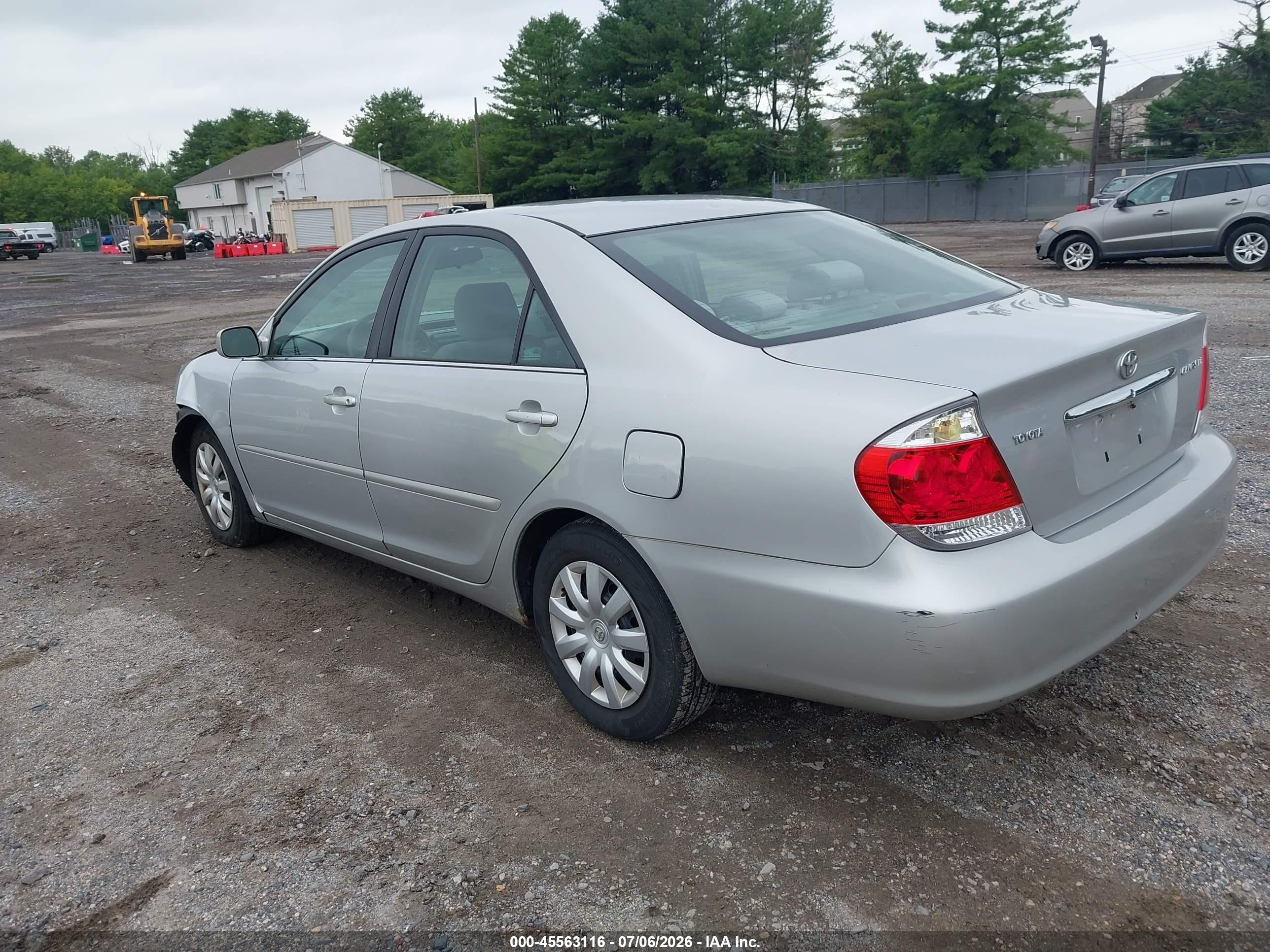 2006 Toyota Camry Le Gray vin: 4T1BE30KX6U130426