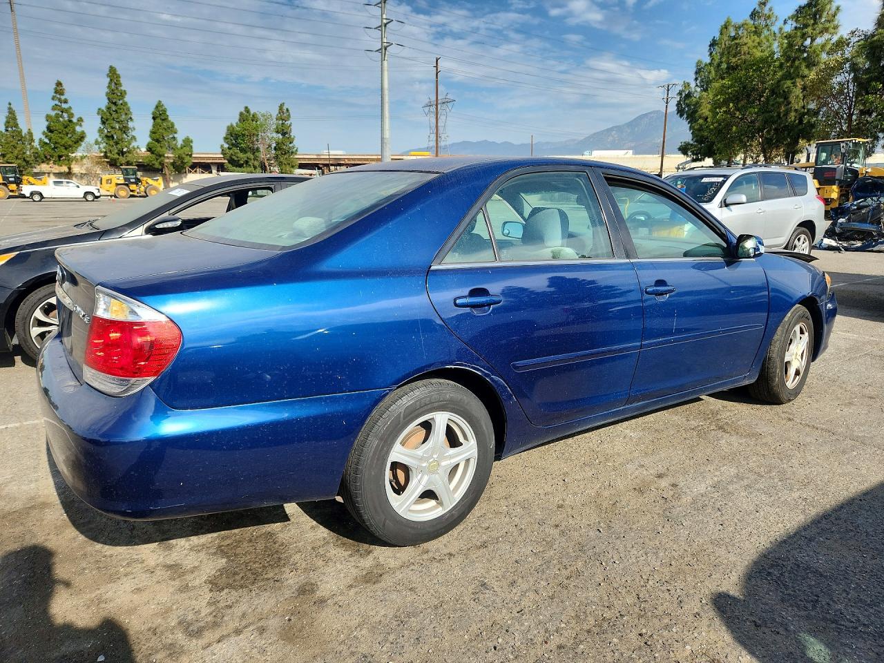 2006 Toyota Camry Le Blue vin: 4T1BE30KX6U133357