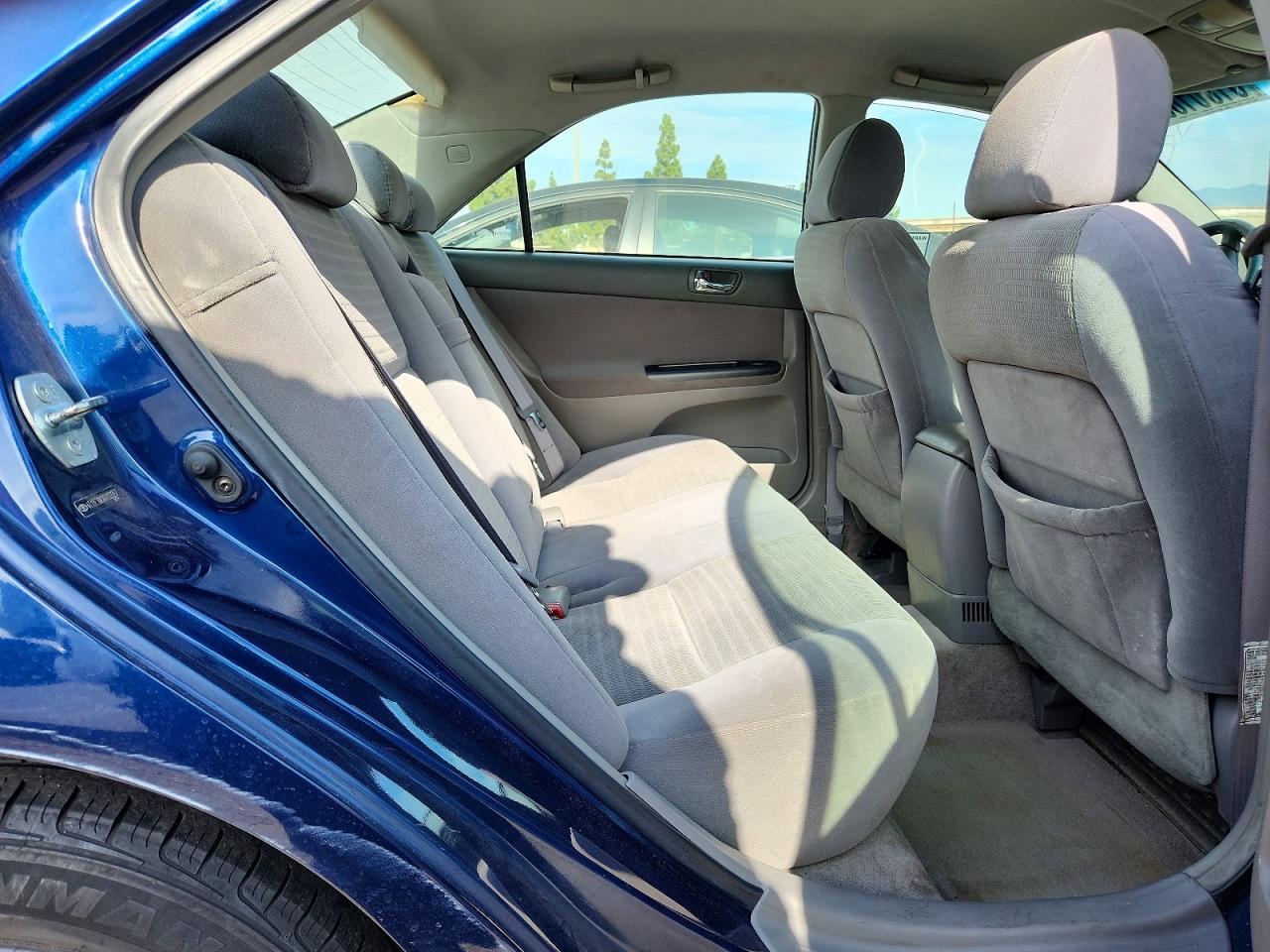2006 Toyota Camry Le Blue vin: 4T1BE30KX6U133357