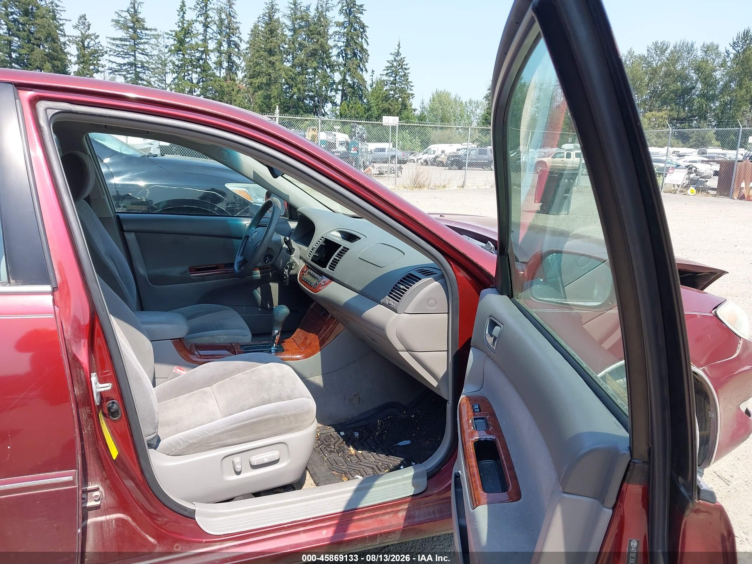 2006 Toyota Camry Xle Красный vin: 4T1BE30KX6U146447