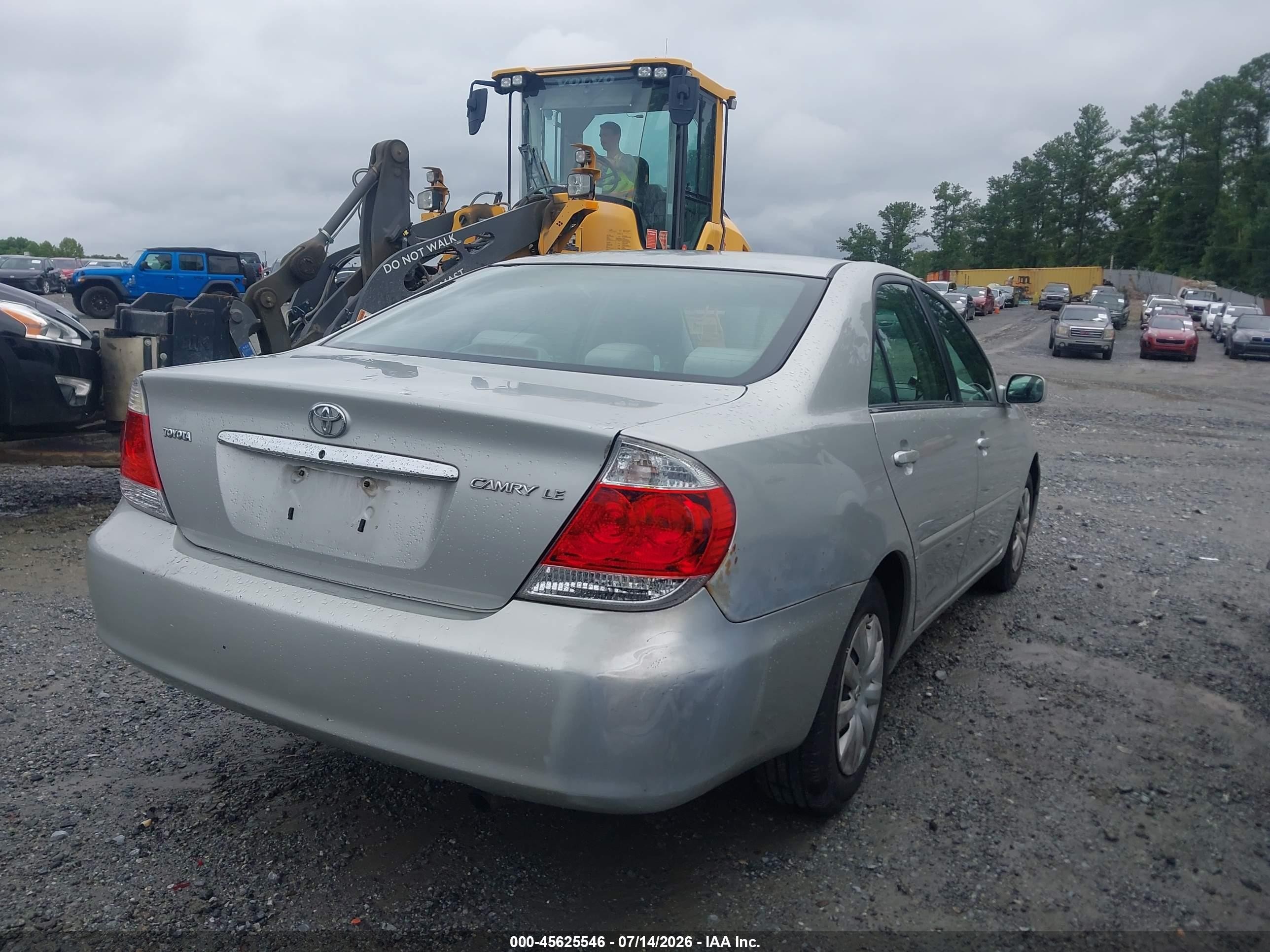 2006 Toyota Camry Le Silver vin: 4T1BE30KX6U152135