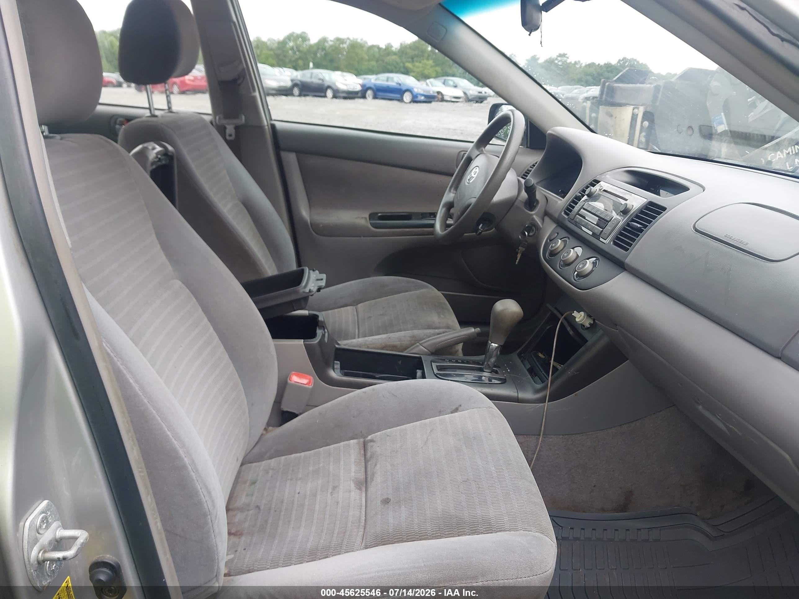 2006 Toyota Camry Le Silver vin: 4T1BE30KX6U152135