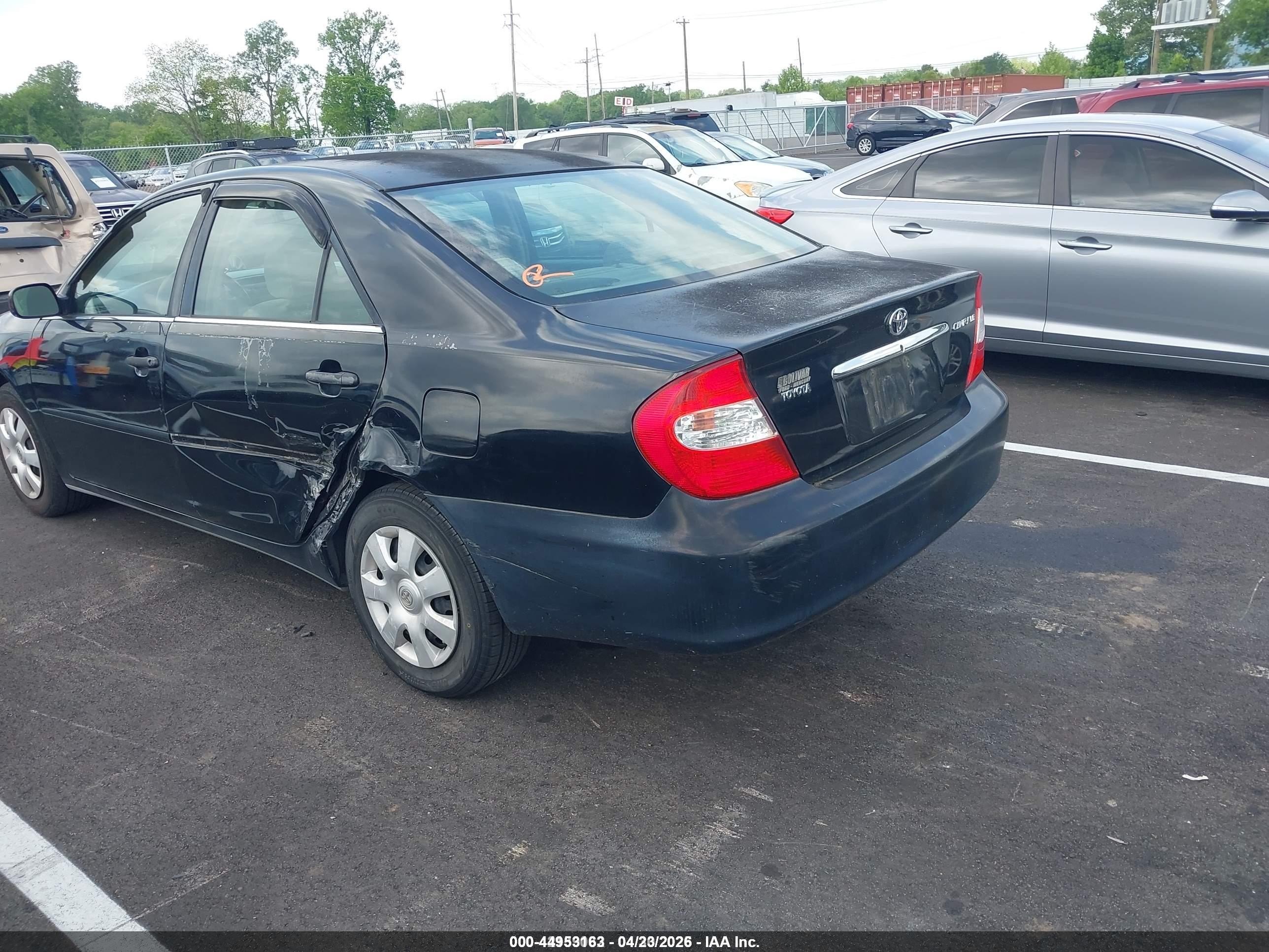 2002 Toyota Camry Le Черный vin: 4T1BE32K02U025367