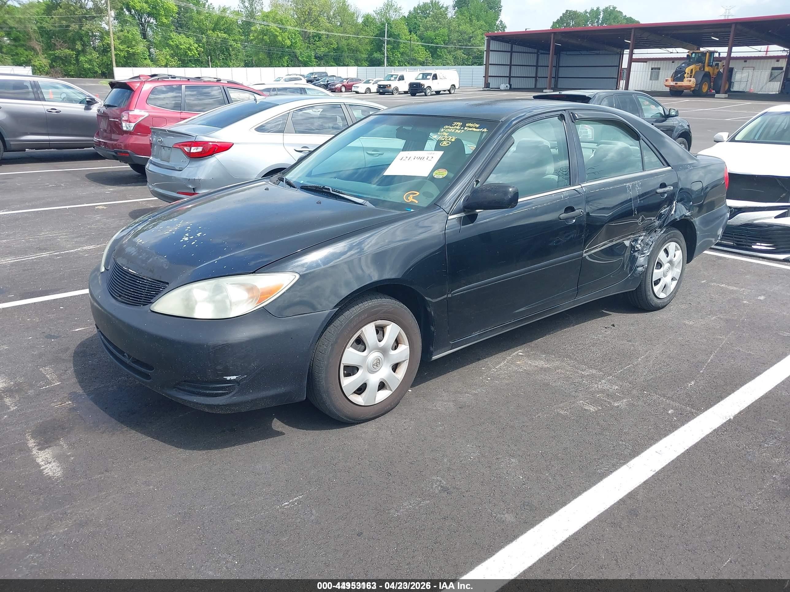 2002 Toyota Camry Le Черный vin: 4T1BE32K02U025367