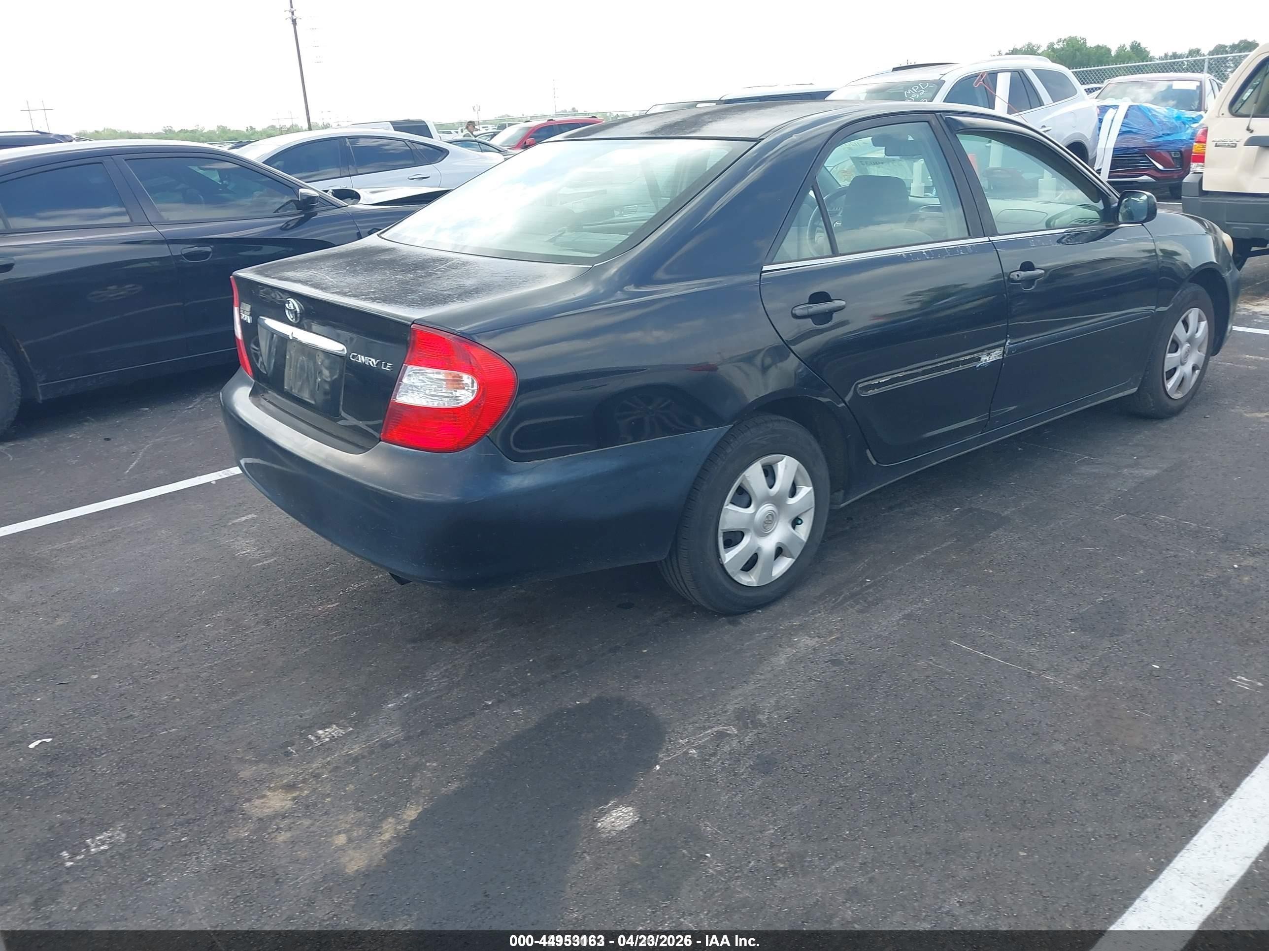 2002 Toyota Camry Le Черный vin: 4T1BE32K02U025367