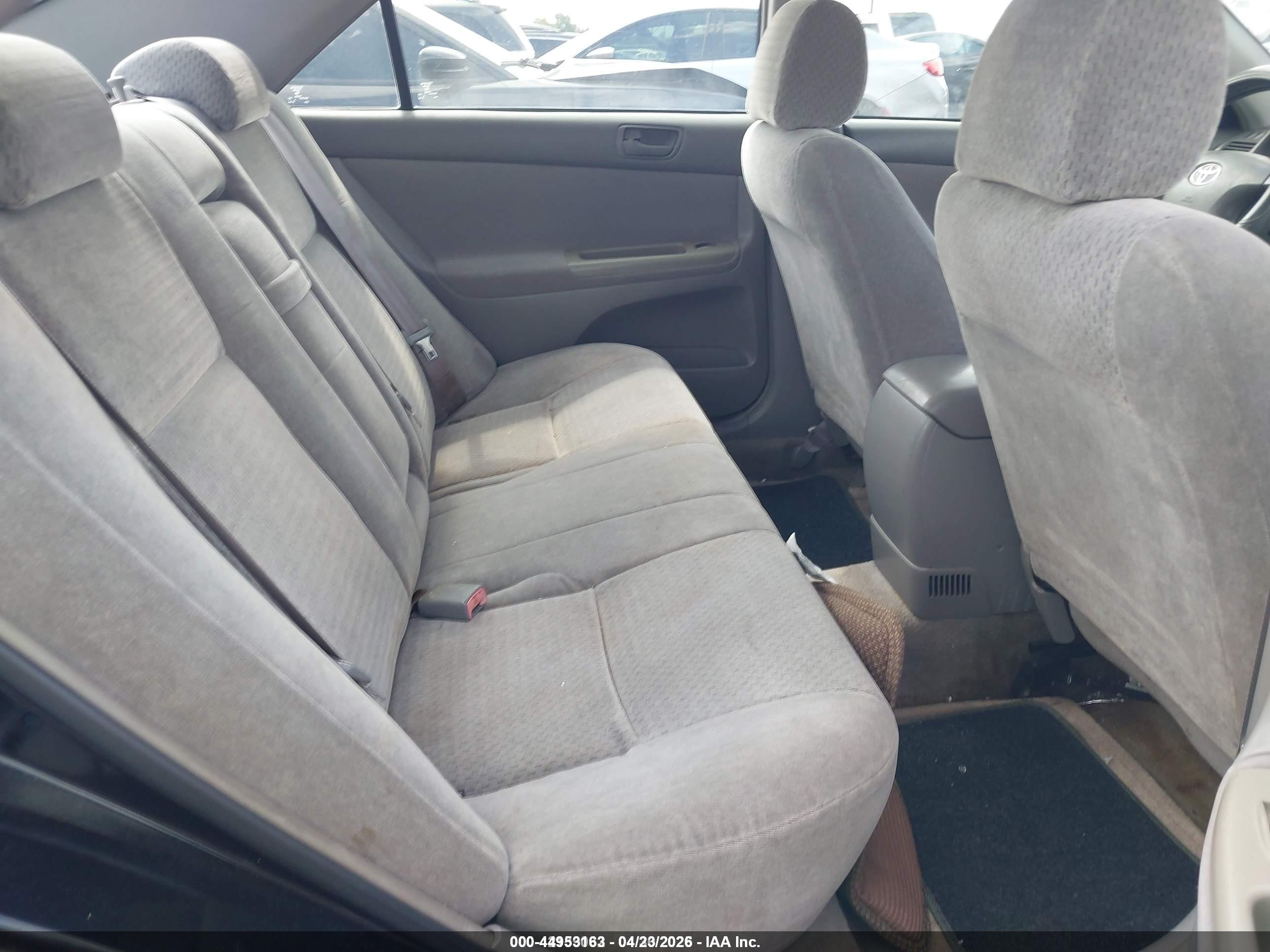 2002 Toyota Camry Le Черный vin: 4T1BE32K02U025367