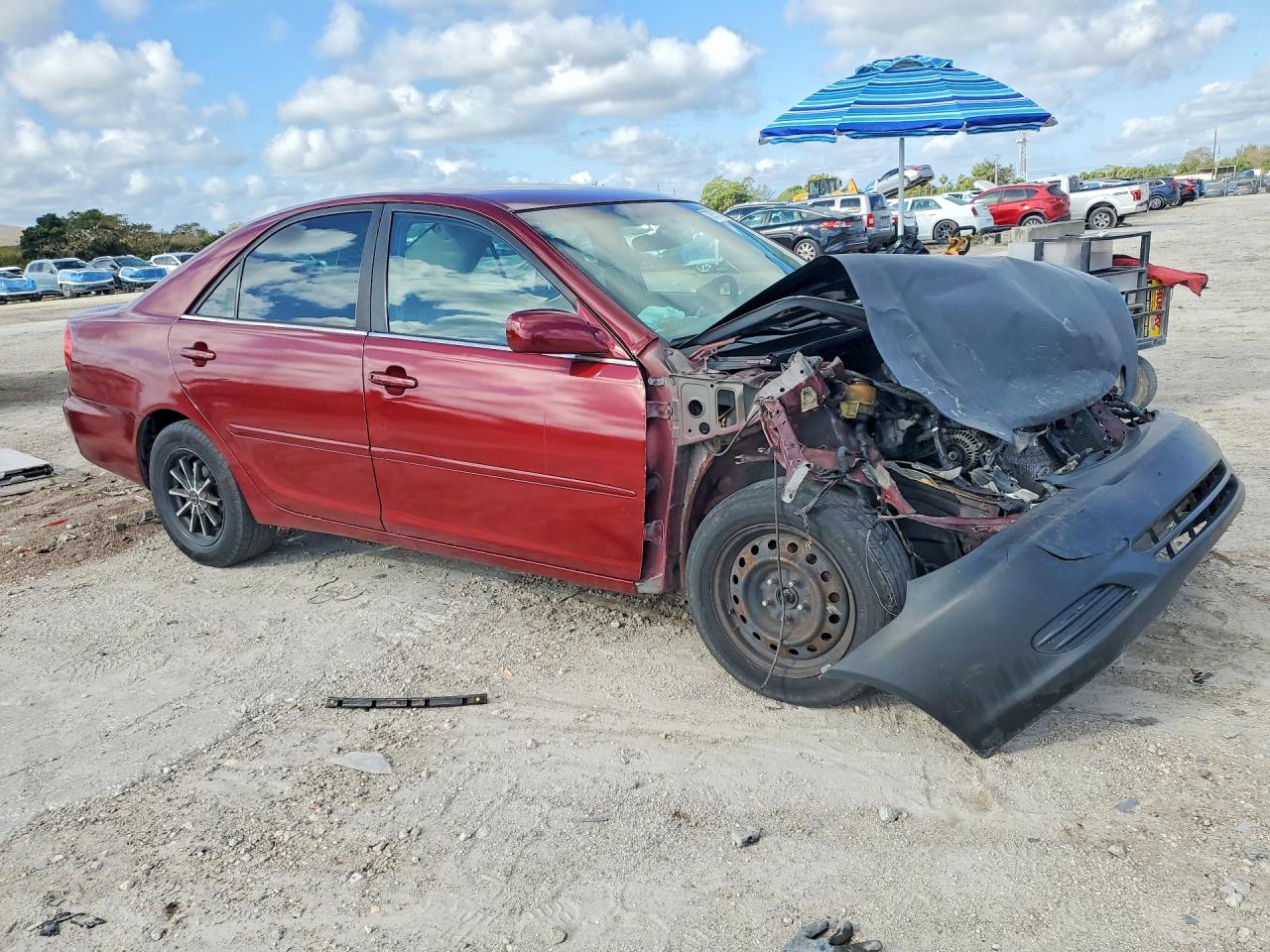 2002 Toyota Camry Le Burgundy vin: 4T1BE32K02U040368
