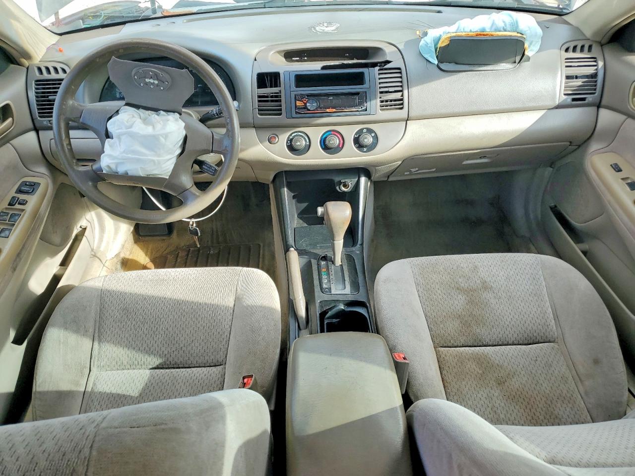 2002 Toyota Camry Le Burgundy vin: 4T1BE32K02U040368