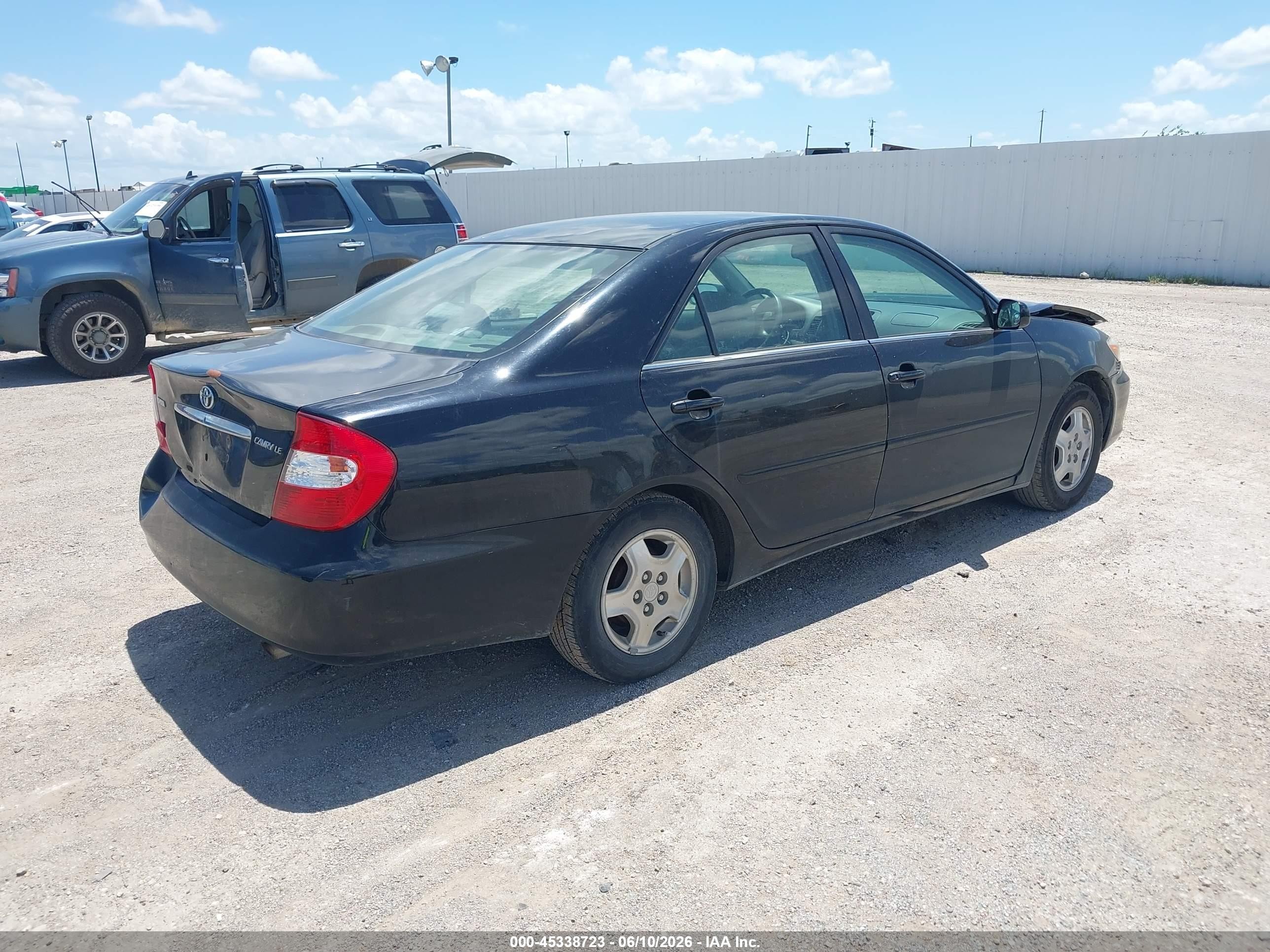 2002 Toyota Camry Le Black vin: 4T1BE32K02U107471