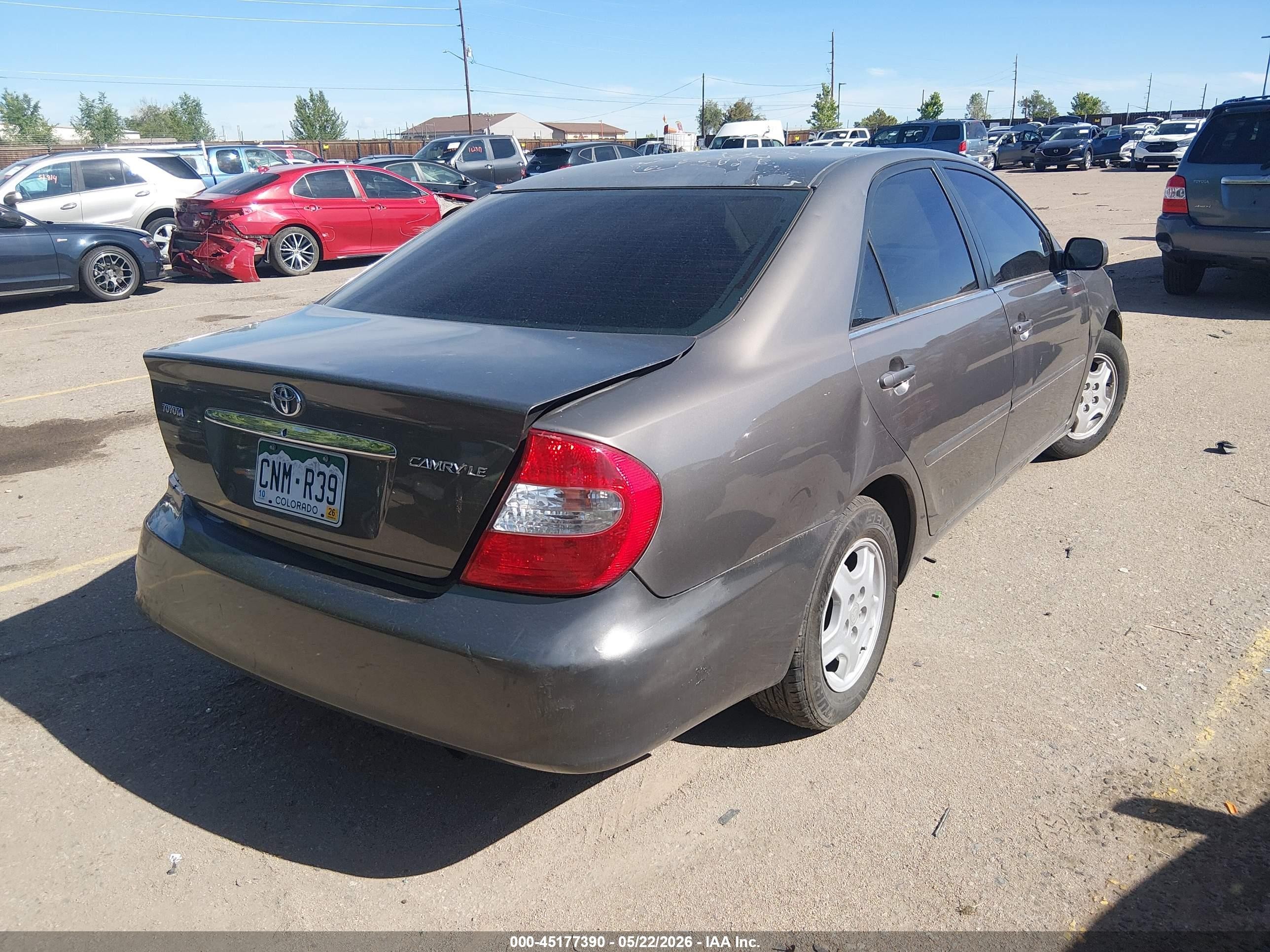 2002 Toyota Camry Le Gray vin: 4T1BE32K02U514383