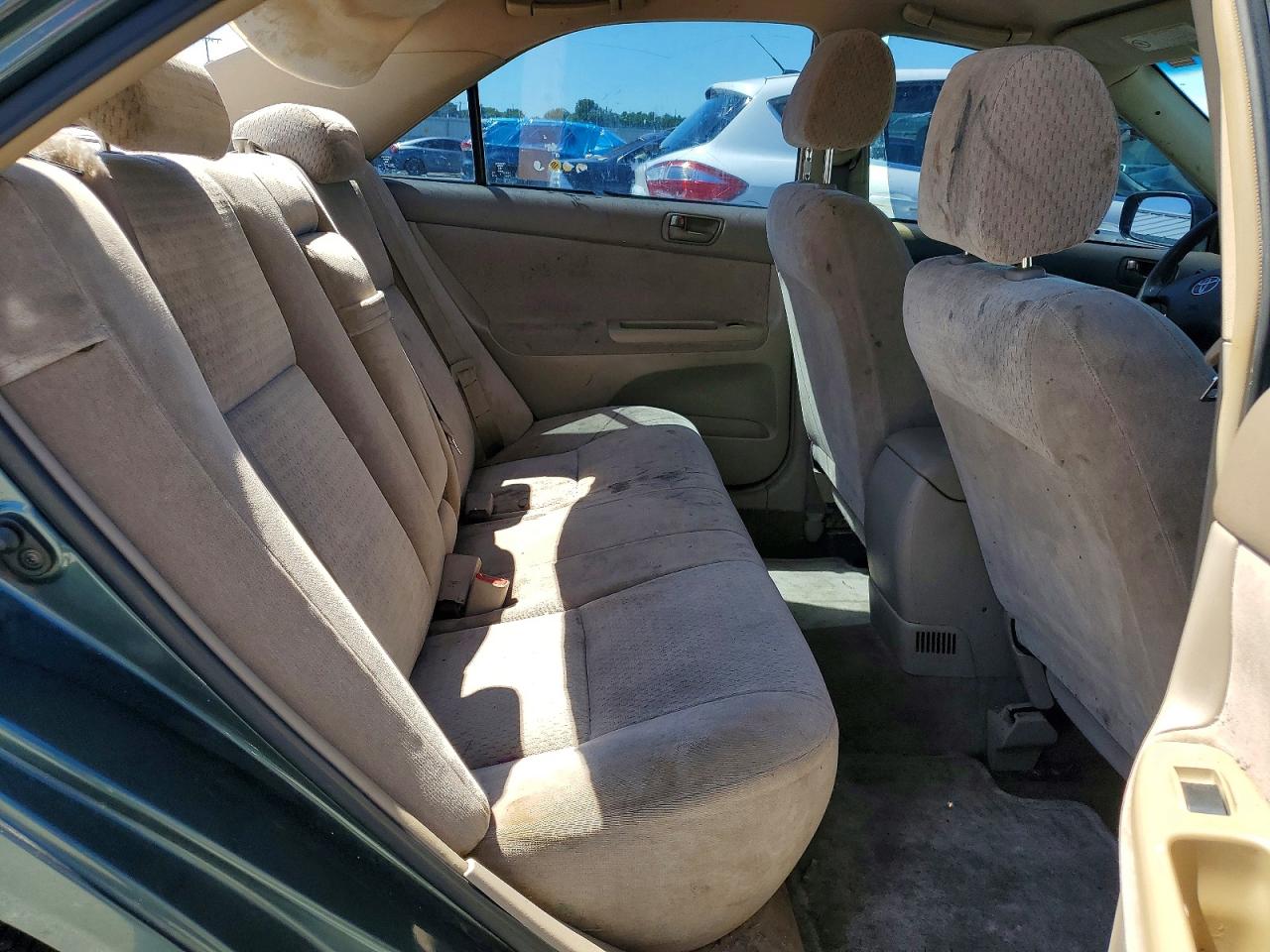 2002 Toyota Camry Le Green vin: 4T1BE32K02U515873