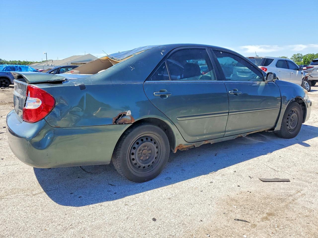 2002 Toyota Camry Le Green vin: 4T1BE32K02U515873
