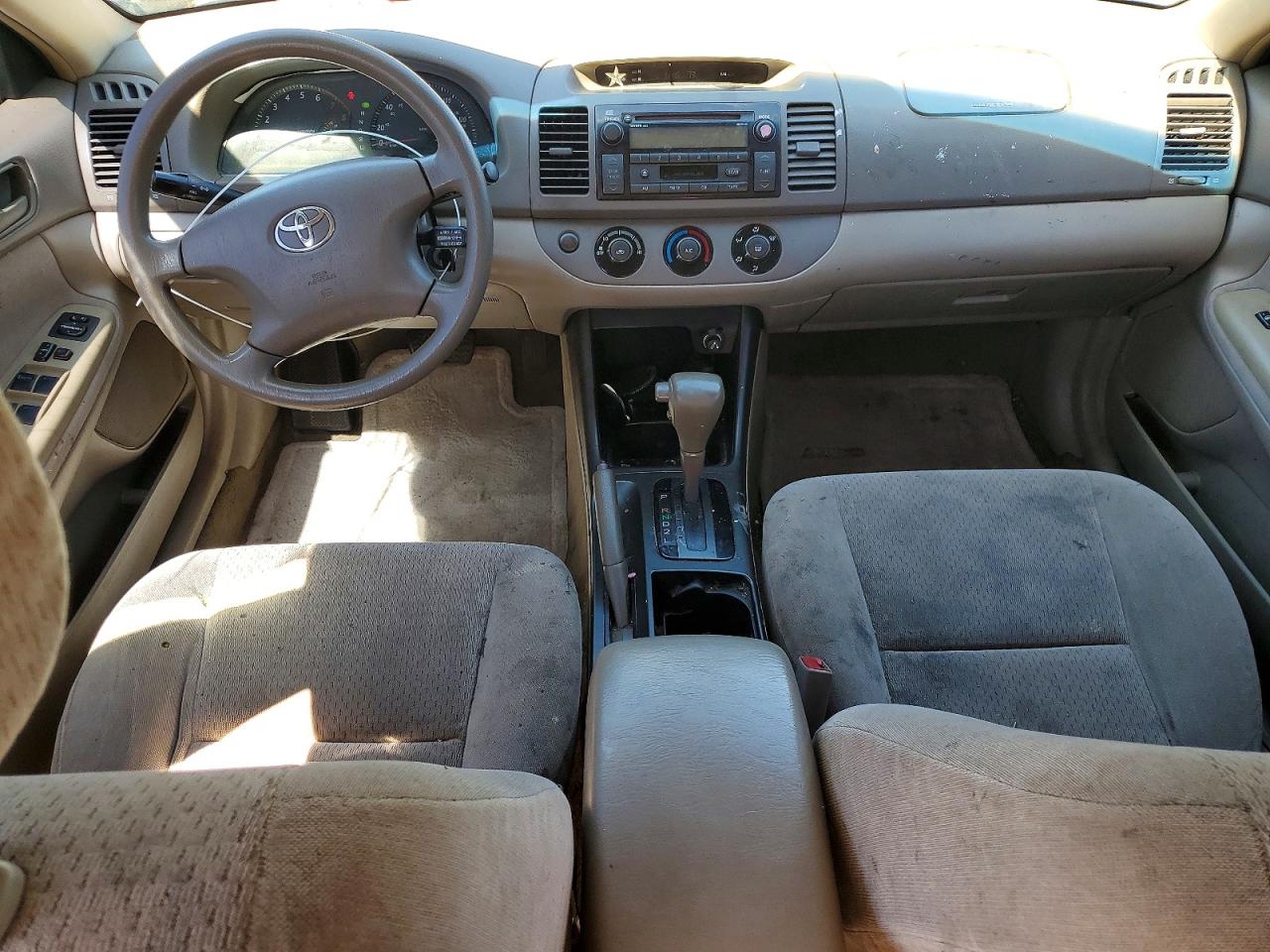 2002 Toyota Camry Le Green vin: 4T1BE32K02U515873