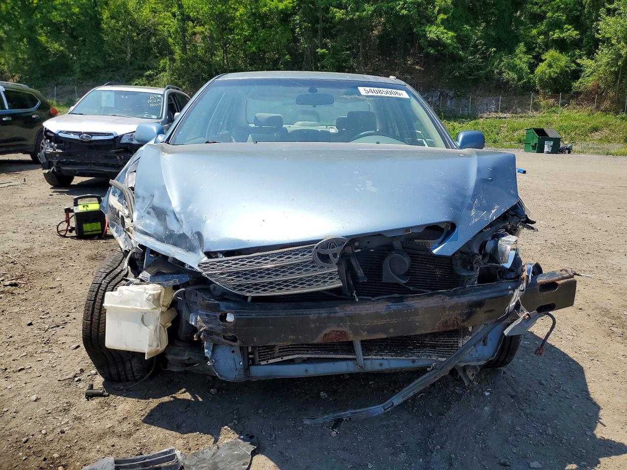 2002 Toyota Camry Le Blue vin: 4T1BE32K02U564829