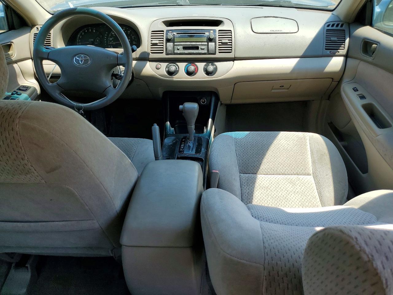 2002 Toyota Camry Le Blue vin: 4T1BE32K02U564829
